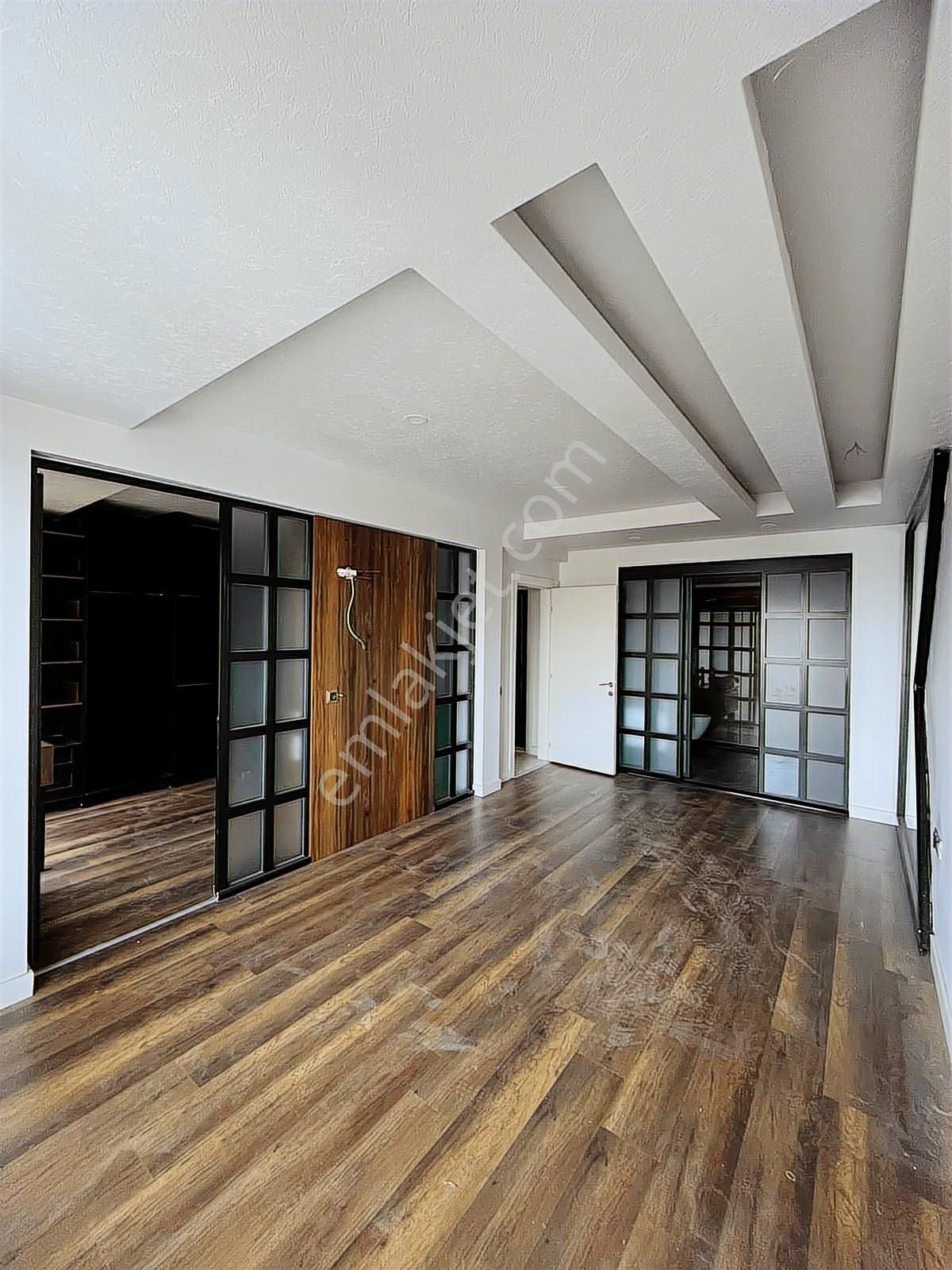 Neva Park Sitesi'nde Ultra Lüx 7+2 Dublex Net 250 M² - Görsel 14