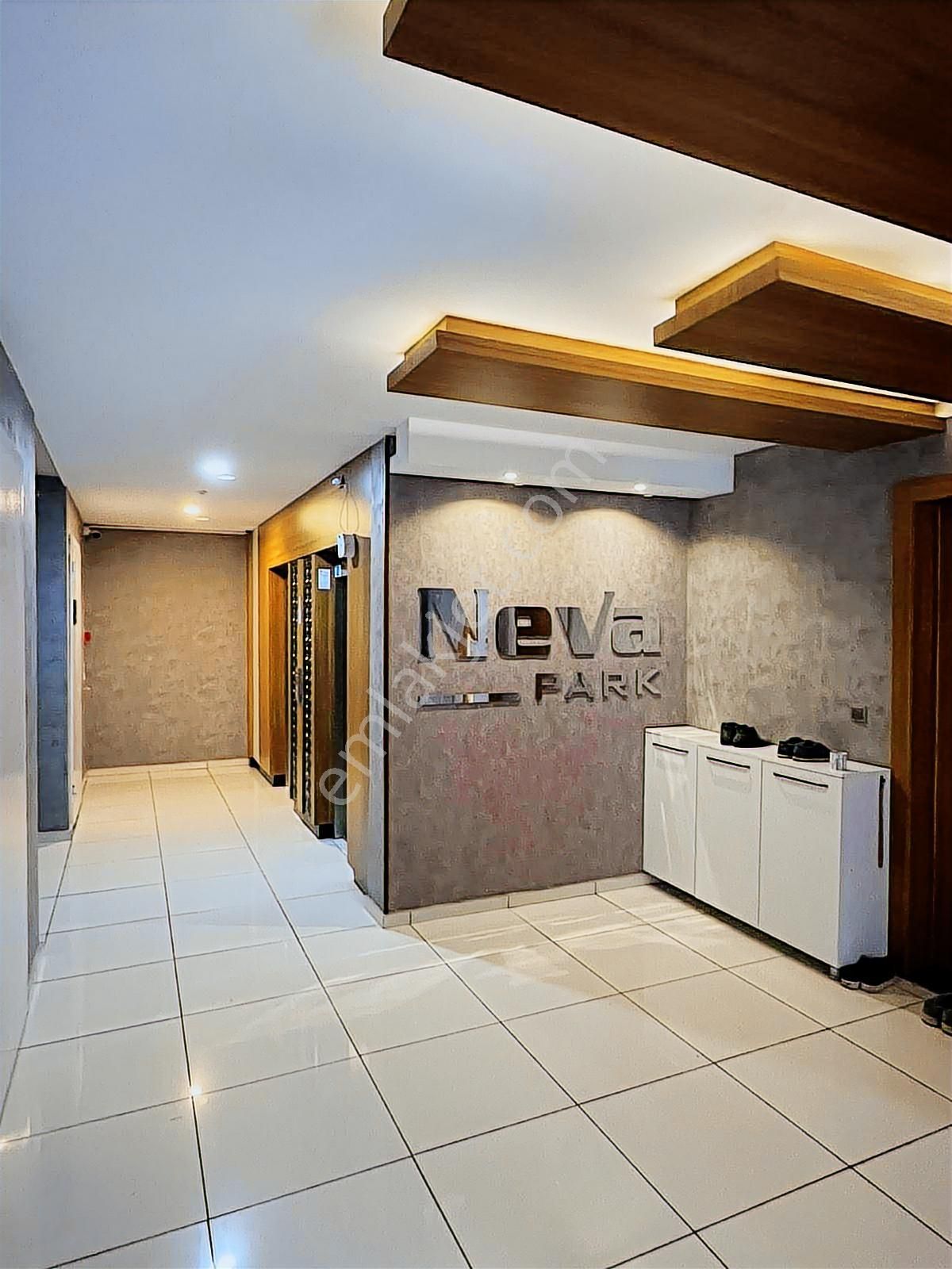 Neva Park Sitesi'nde Ultra Lüx 7+2 Dublex Net 250 M² - Görsel 12