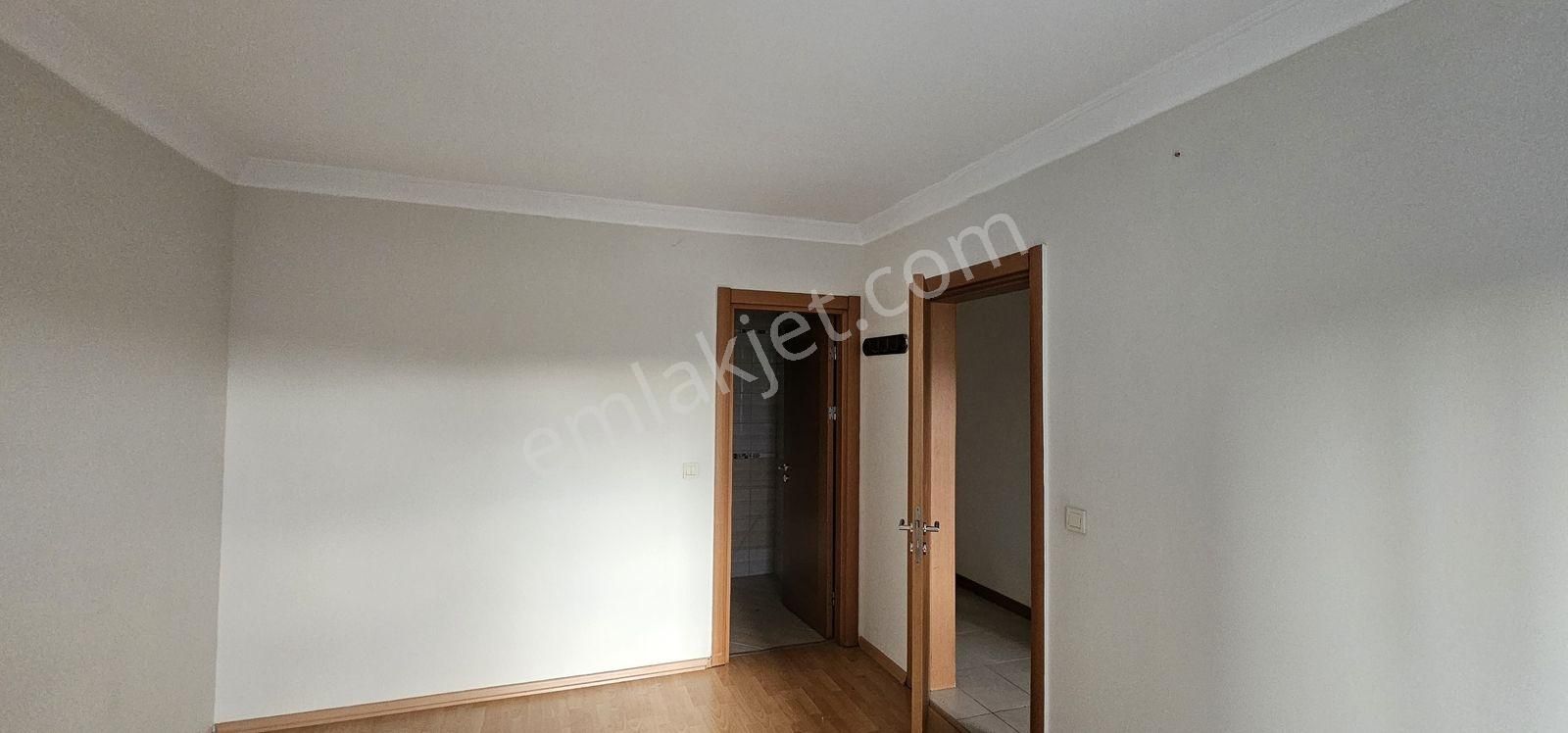 Esenler Kemerpark Evlerinde 3+1 Ara Kat Kiralık Daire - Görsel 12