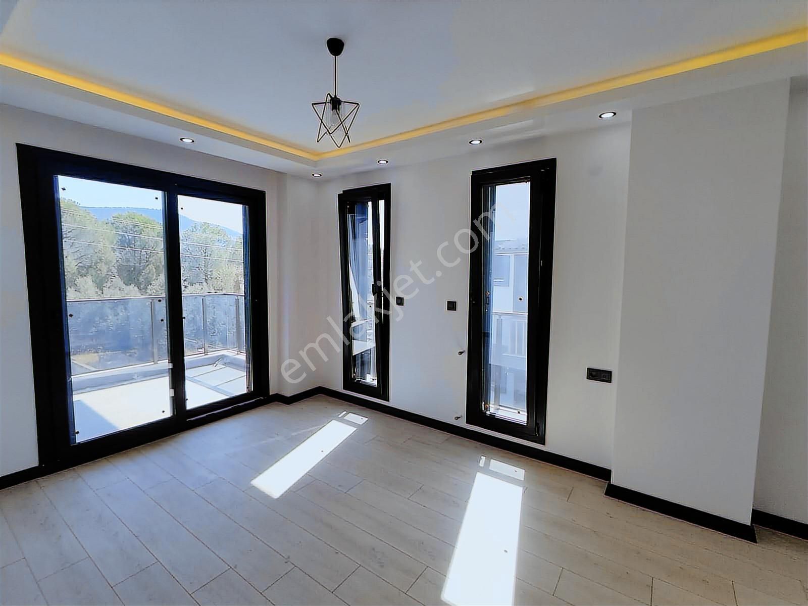 Akbük Merkezde Satılık 4+1 Bağımsız Müstakil Villa - Görsel 4