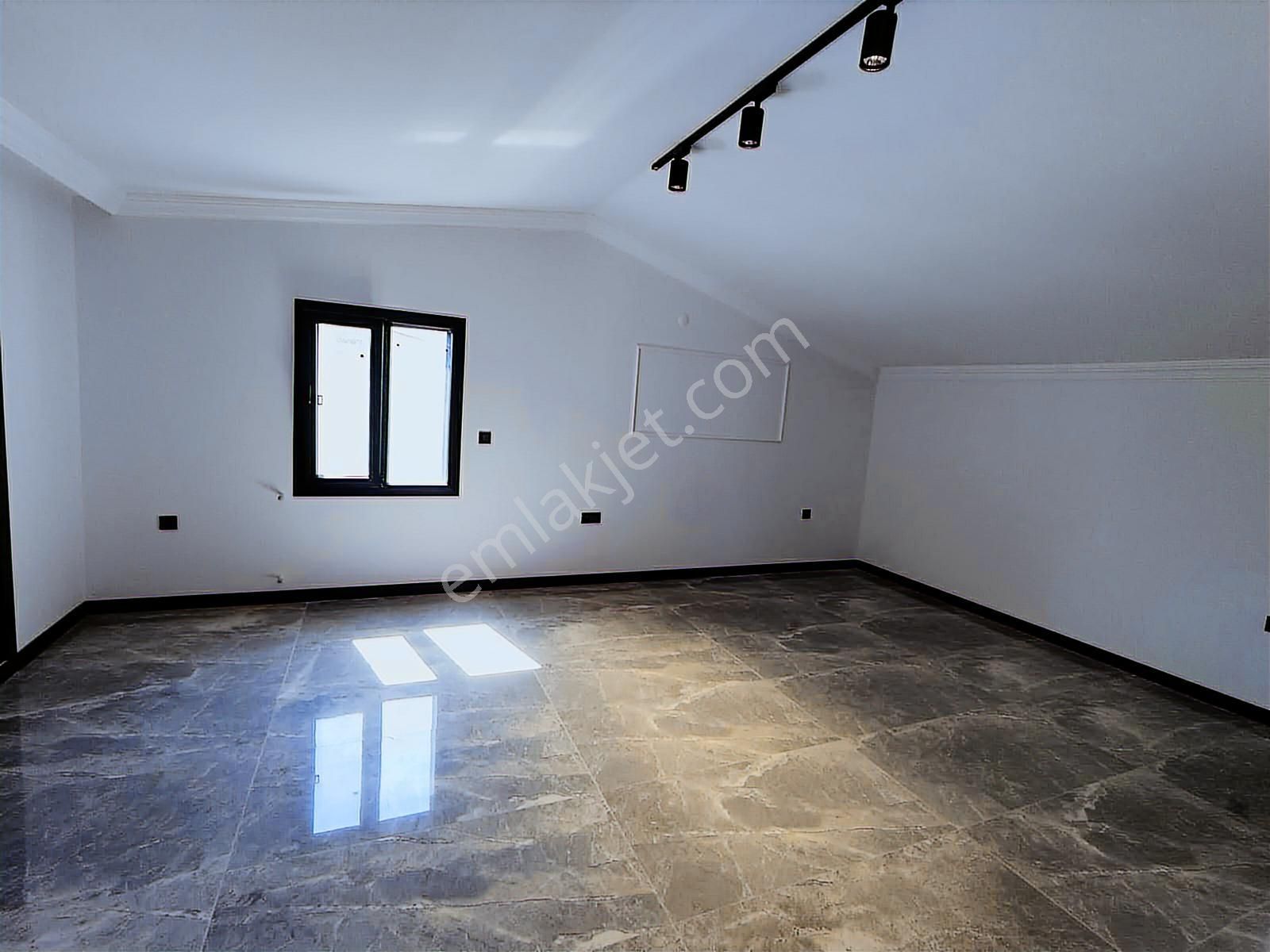 Akbük Merkezde Satılık 4+1 Bağımsız Müstakil Villa - Görsel 34