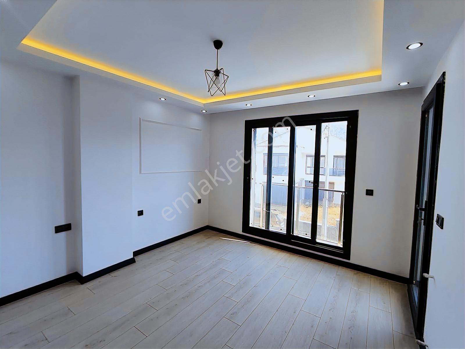 Akbük Merkezde Satılık 4+1 Bağımsız Müstakil Villa - Görsel 8