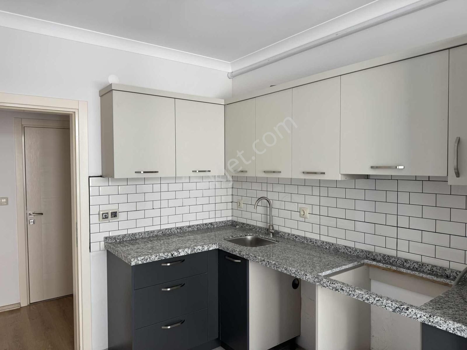 Trabzon Ortahisar Soğuksu'da, Merkezi Konumda, 3+1 Kiralık Daire - Görsel 5