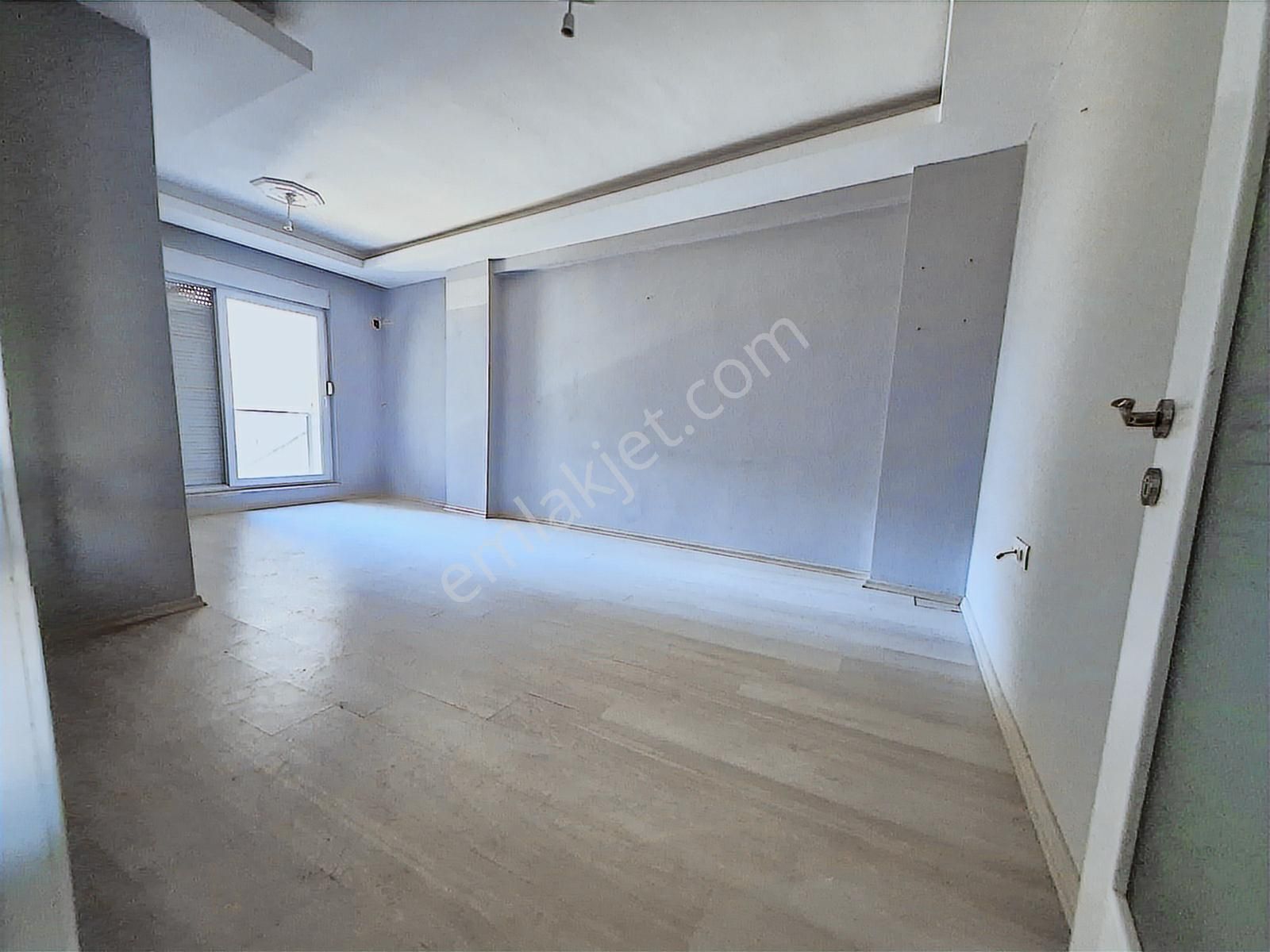 Üçgen Mahallesi Katta 3+1 Tramvay Yakını Asansörlü Satılık Daire - Görsel 24