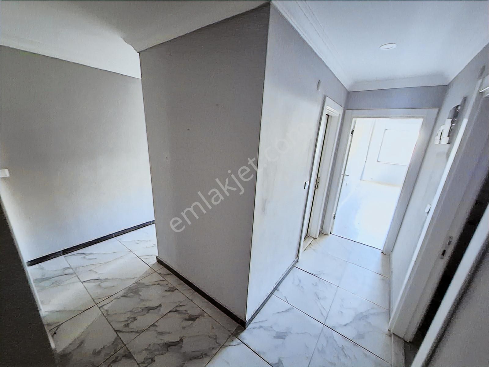 Üçgen Mahallesi Katta 3+1 Tramvay Yakını Asansörlü Satılık Daire - Görsel 29