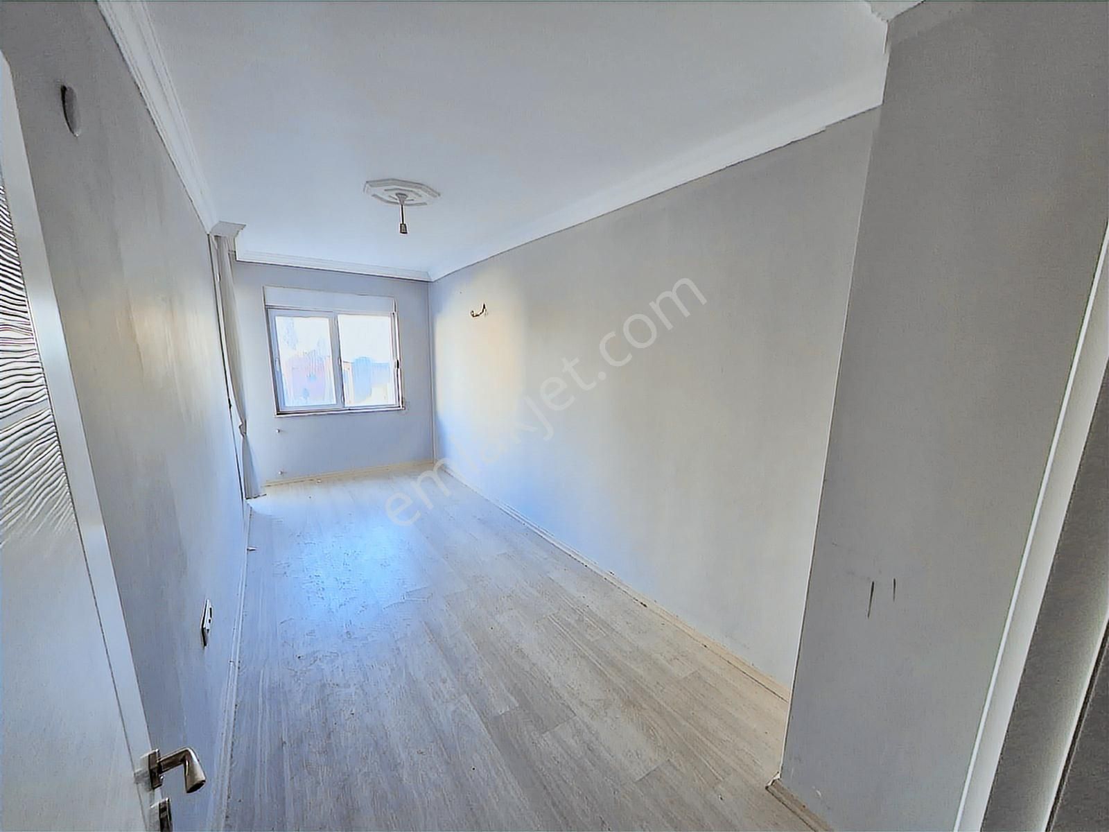 Üçgen Mahallesi Katta 3+1 Tramvay Yakını Asansörlü Satılık Daire - Görsel 19