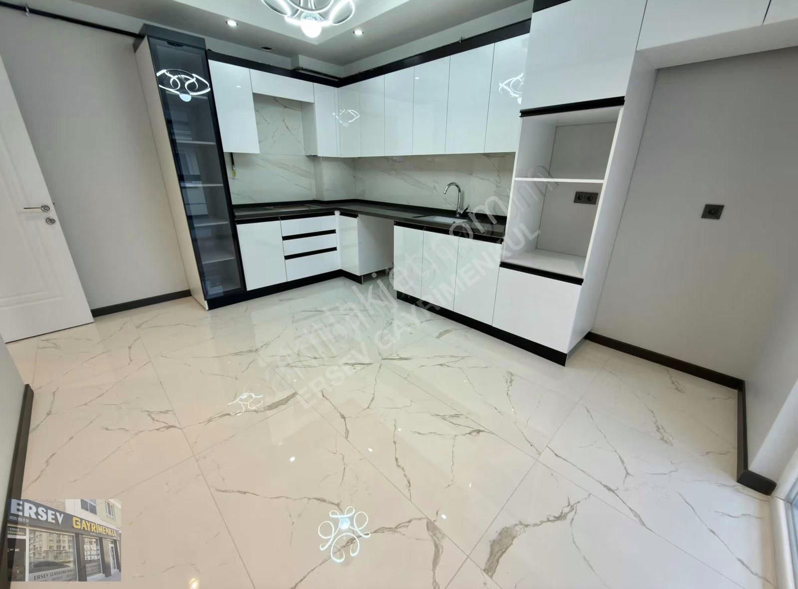 Ersev 'den Batıkent Ümit Hastanesi Yakını 115 M2 2+1 - Görsel 9