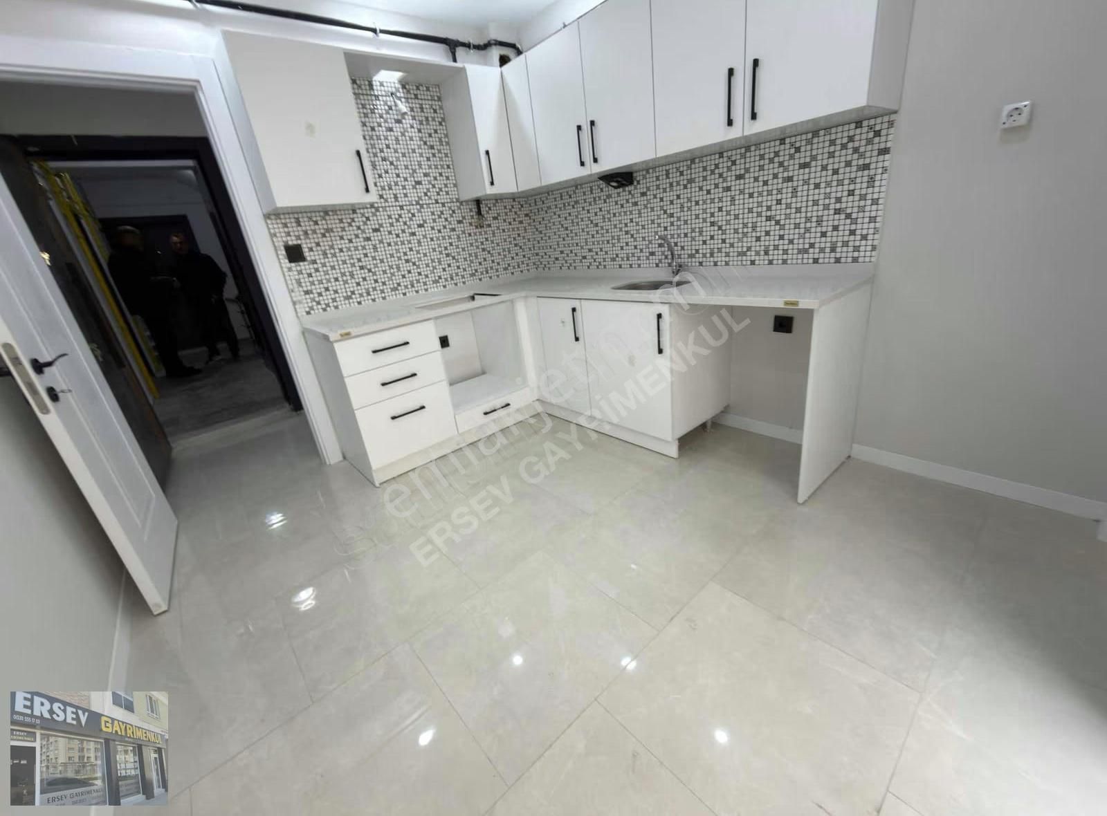 Ersev 'den Sütlüce Anadolu Üniv.içem Kapısı Yakını Sıfır 2+1 - Görsel 14