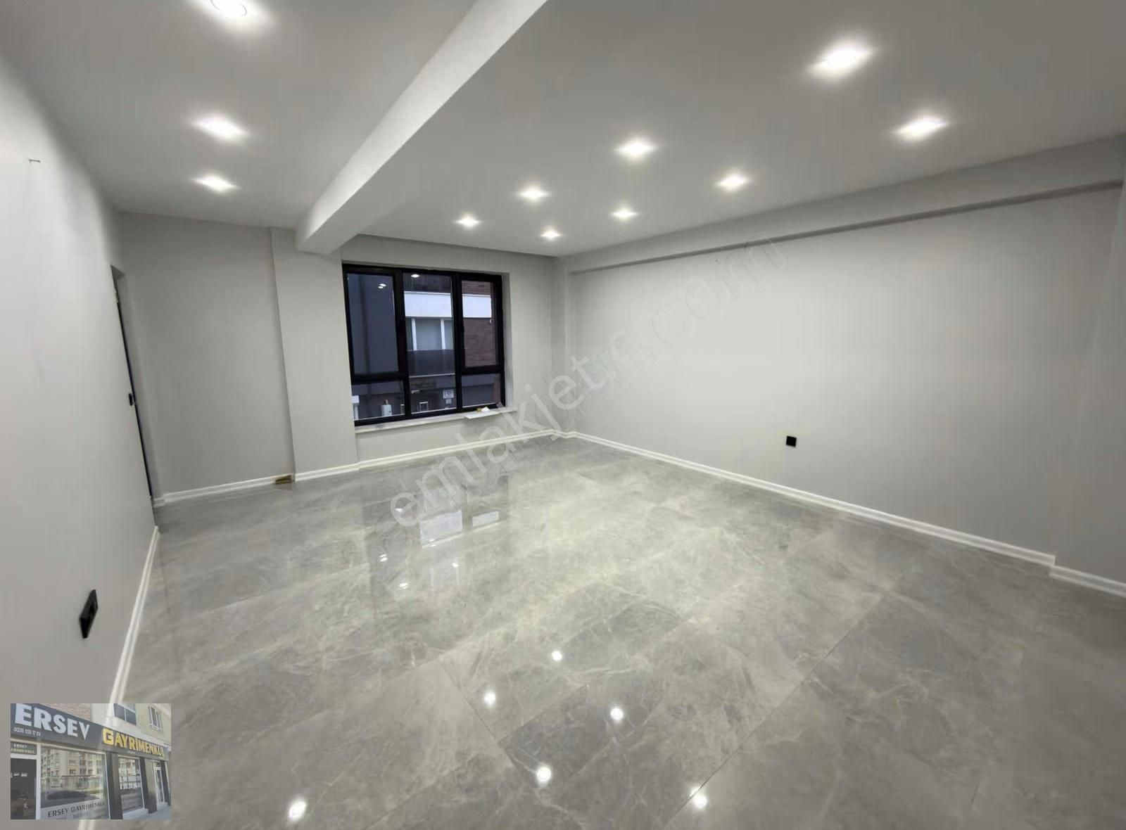 Ersev'den Tombakzade Birlik Caddesi Yakını 185 M2 4+1 - Görsel 22