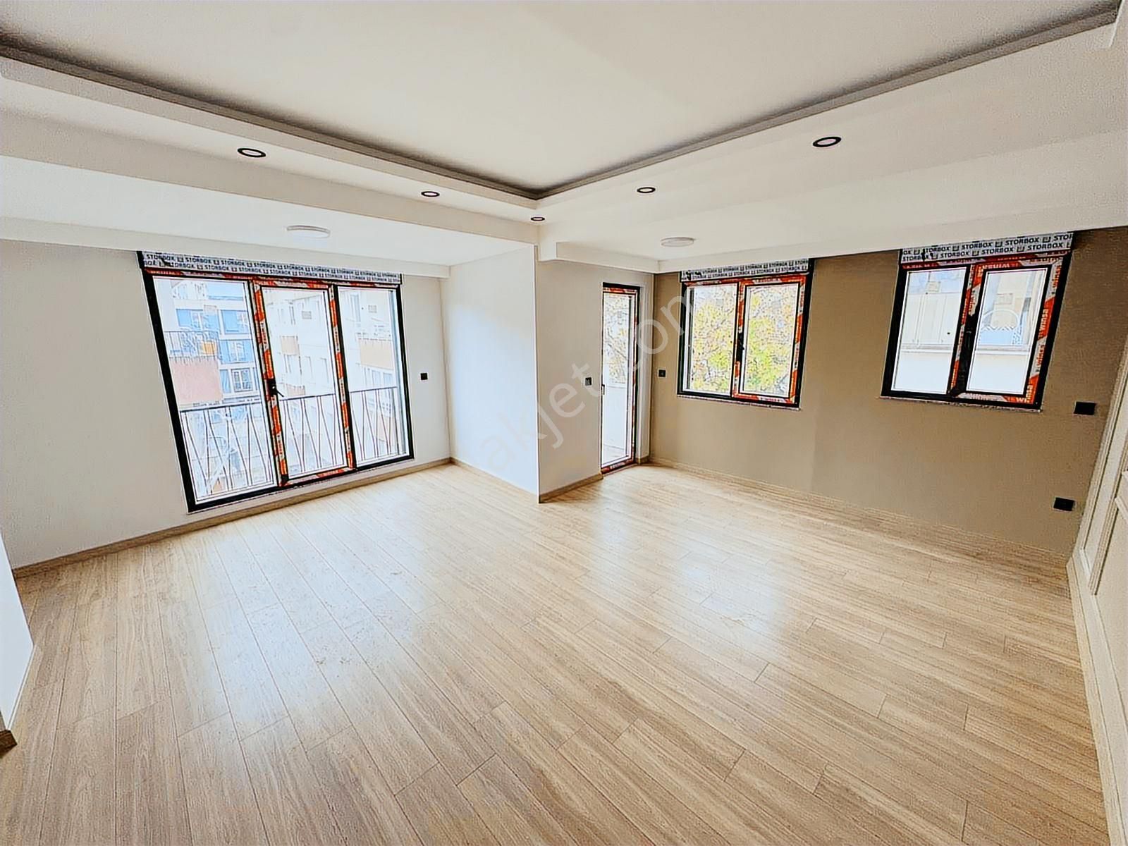 █ Konfor █ Küçükyalı'da Ara Katta 2+1 Lüks Daire - Görsel 28