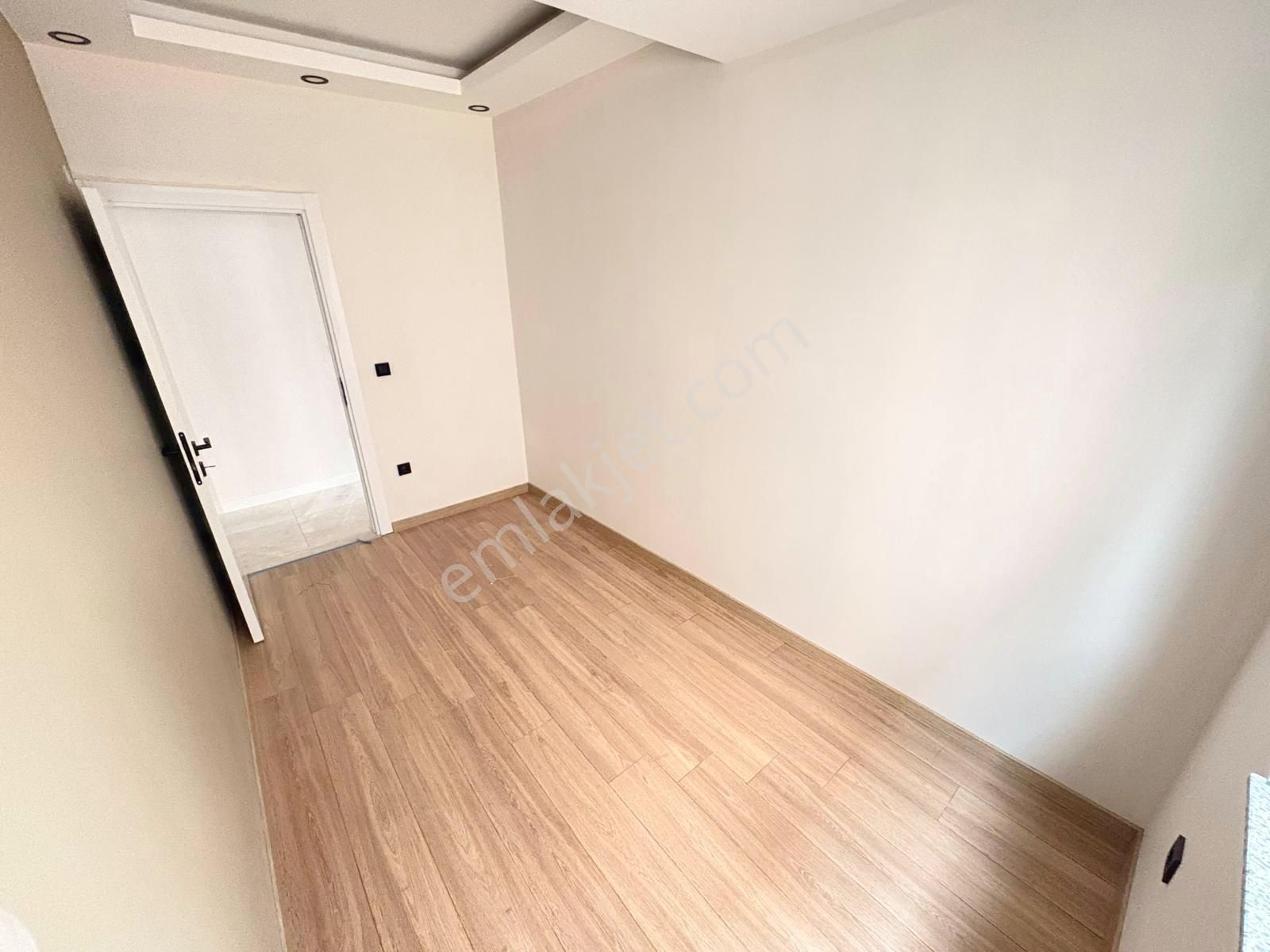 █ Konfor █ Küçükyalı'da Ara Katta 2+1 Lüks Daire - Görsel 35