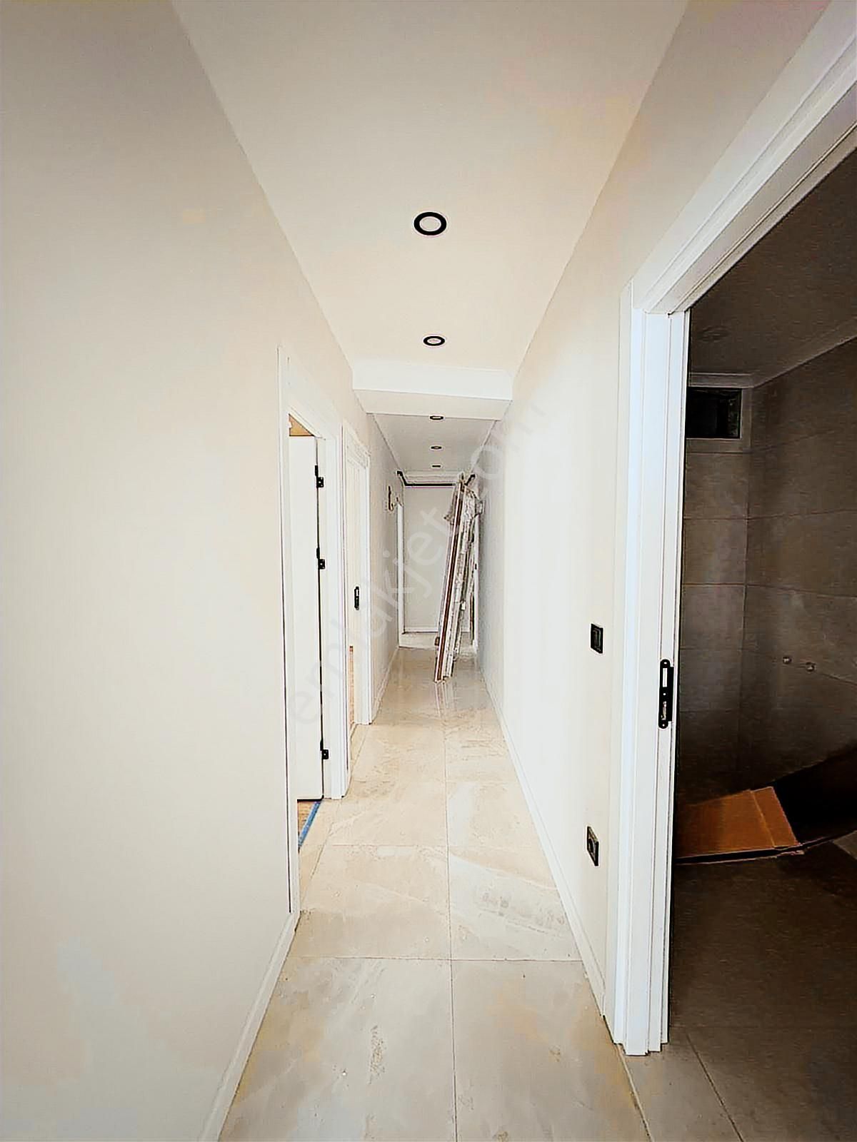 █ Konfor █ Küçükyalı'da Ara Katta 2+1 Lüks Daire - Görsel 7