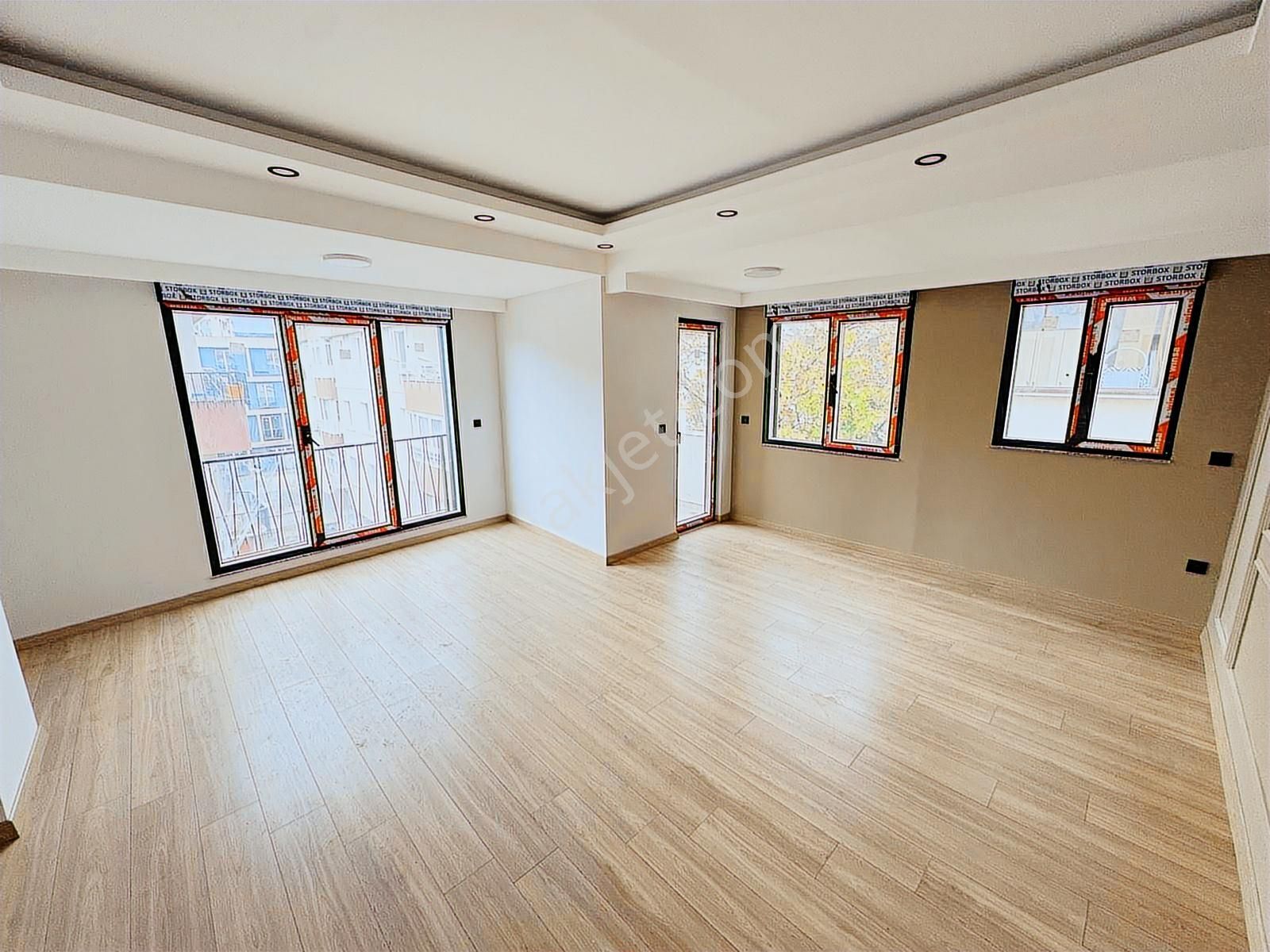 █ Konfor █ Küçükyalı'da Ara Katta 2+1 Lüks Daire - Görsel 31