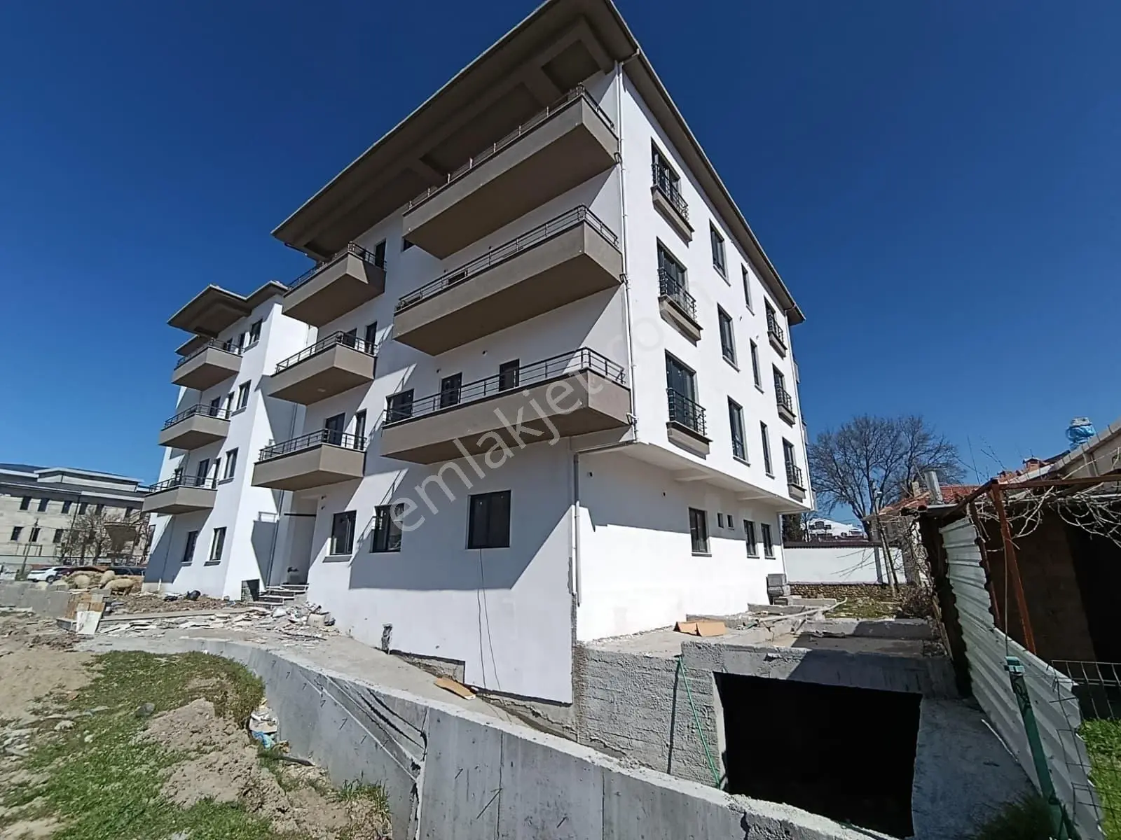 Kerim'den Ayvacık Çarşı Merkezde Satılık 1+1 Daire - Görsel 31