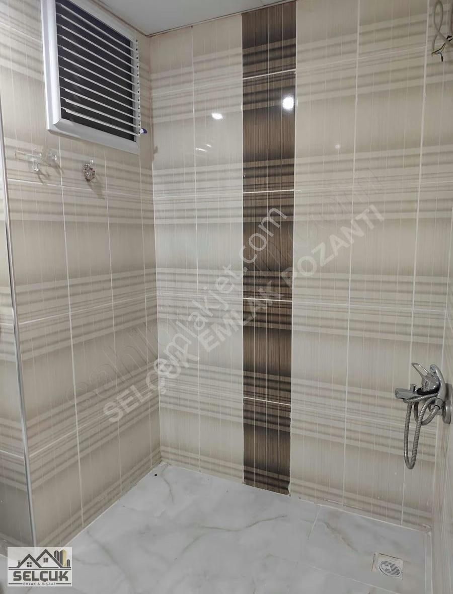 Pozantı Selçuk Emlaktan Zafer Mah. Satılık 1+1 Geniş Daire - Görsel 3