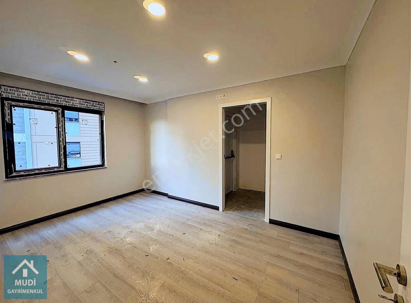 Senesenevler Kiralık Cadde Ustu 3+1 "0" Daire - Görsel 4