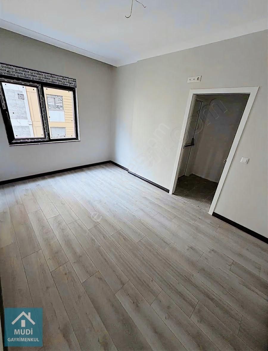 Senesenevler Kiralık Cadde Ustu 3+1 "0" Daire - Görsel 12