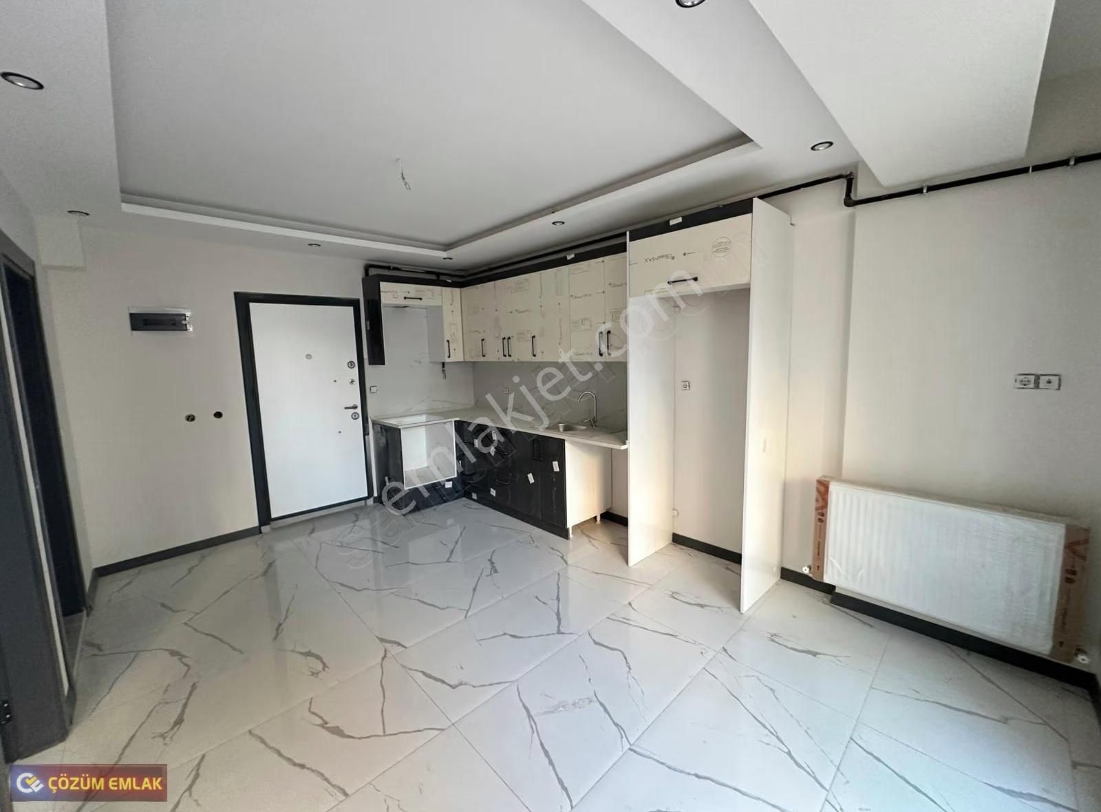 Çözüm Emlak'tan Sıfır 1+1 Ara Kat Yeraltı Kapalı Otoparklı Daire - Görsel 8