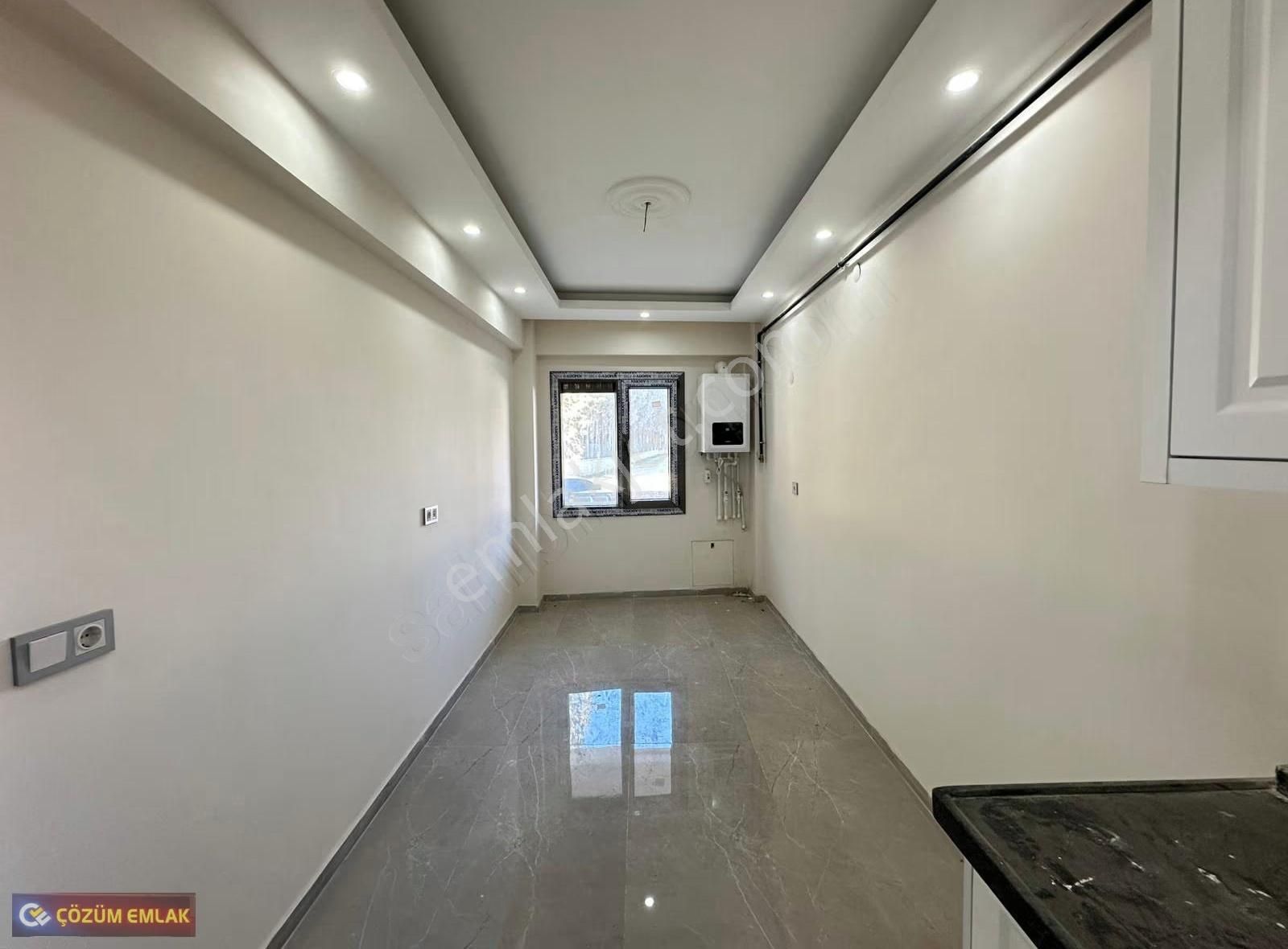 Çözüm Emlak'tan İstasyon Civarında 1+1 Yerden Isıtmalı Daire - Görsel 12