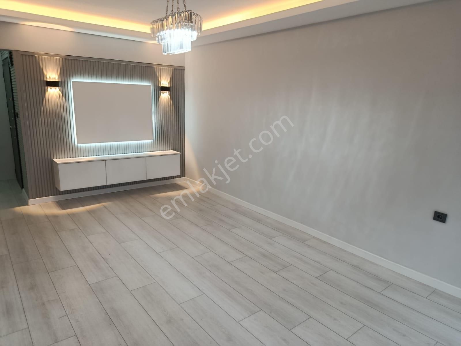 Akçay Doruk'tan Müstakil Tadında Yenilenmiş Giriş Dairesi - Görsel 8