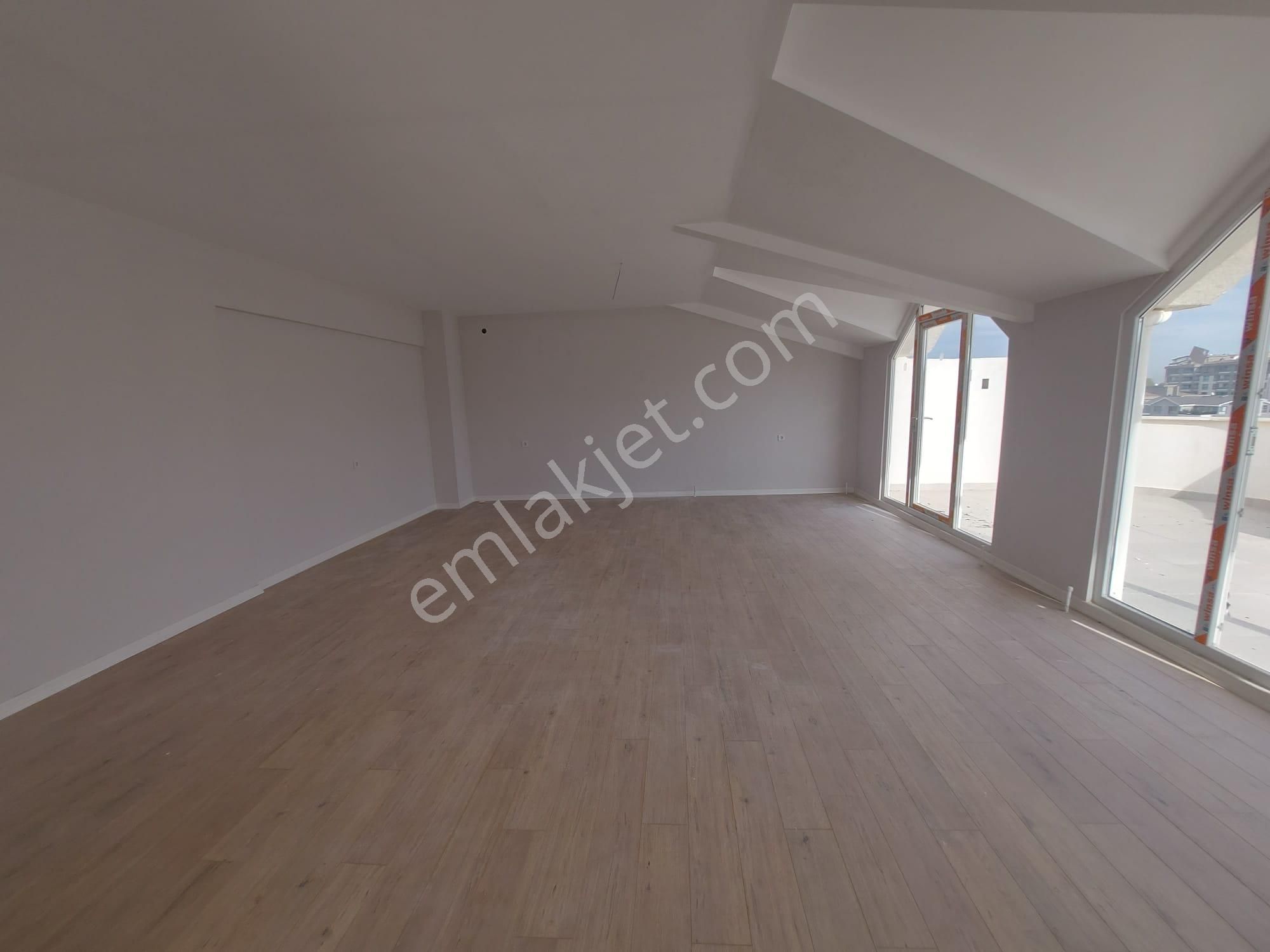 ​kayapa Çamlıkta Hiç Oturulmamış Sıfır 4+1 Dubleks Fırsat Daire 70m² Teraslı - Görsel 15