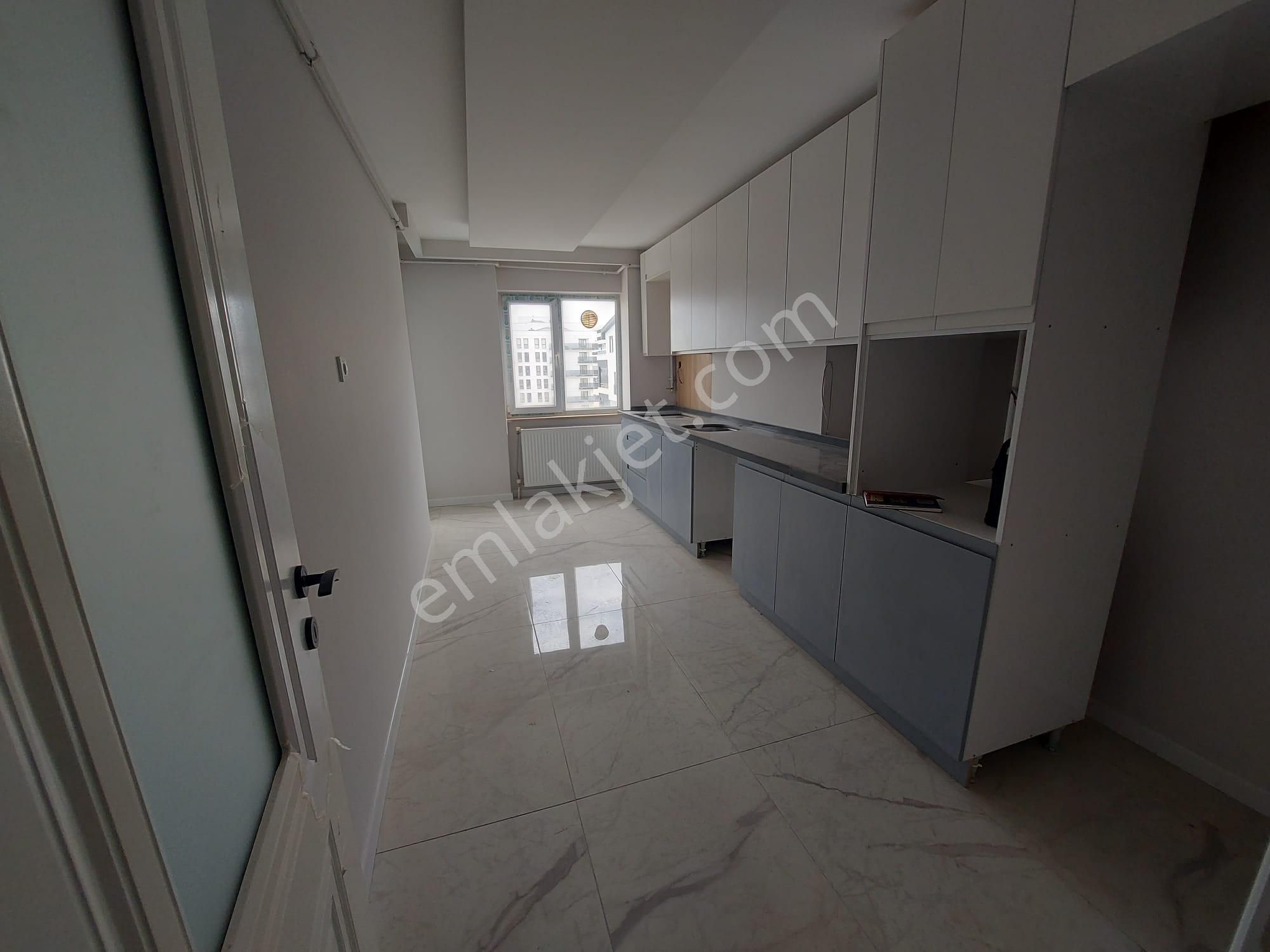​kayapa Çamlıkta Hiç Oturulmamış Sıfır 4+1 Dubleks Fırsat Daire 70m² Teraslı - Görsel 2