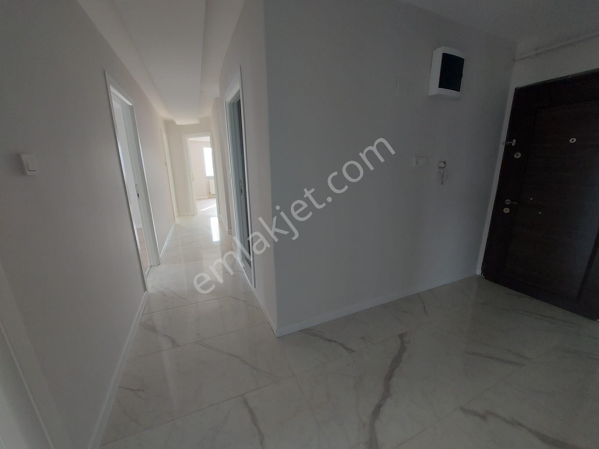 ​kayapa Çamlıkta Hiç Oturulmamış Sıfır 4+1 Dubleks Fırsat Daire 70m² Teraslı - Görsel 5
