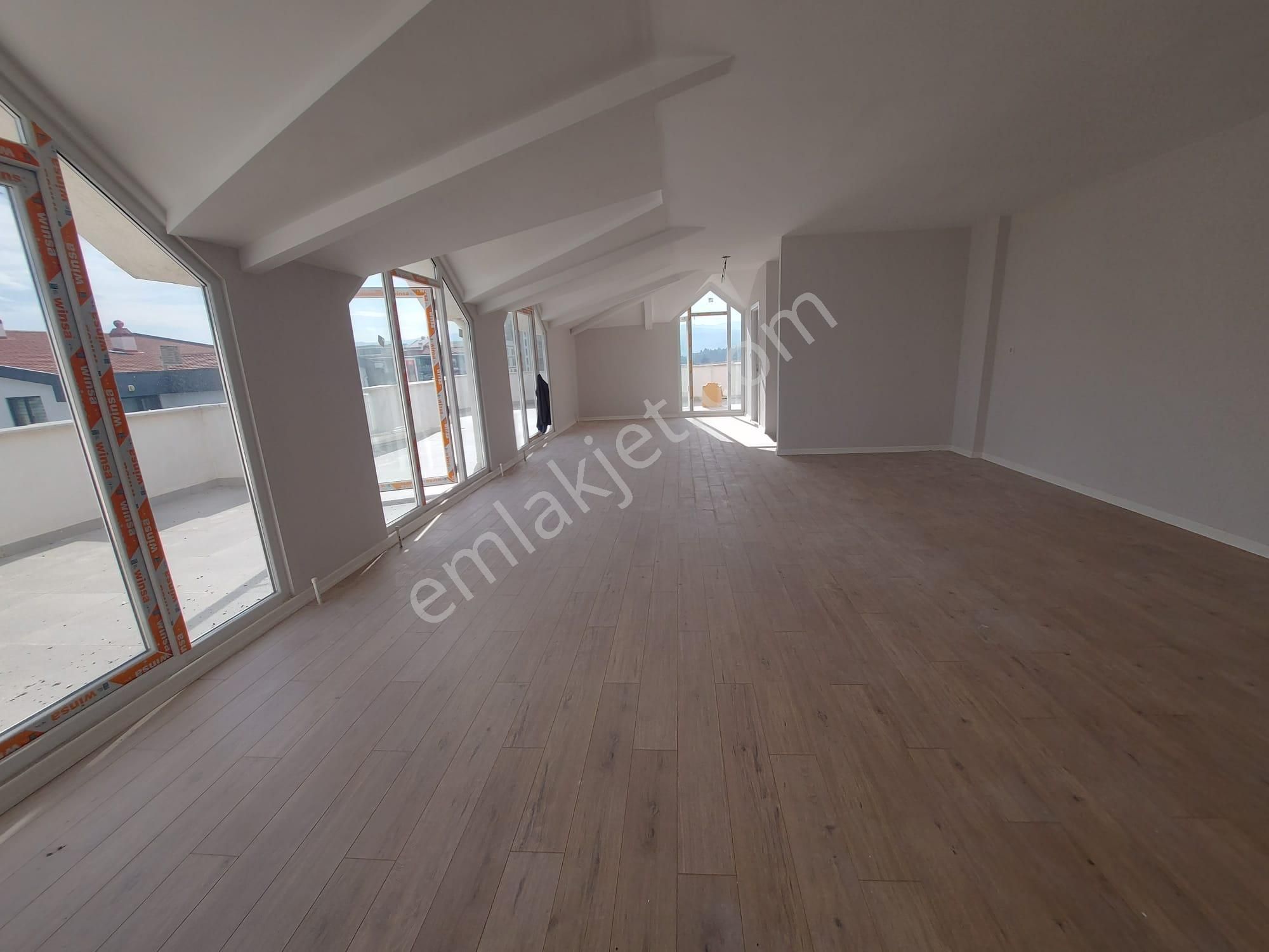 ​kayapa Çamlıkta Hiç Oturulmamış Sıfır 4+1 Dubleks Fırsat Daire 70m² Teraslı - Görsel 14