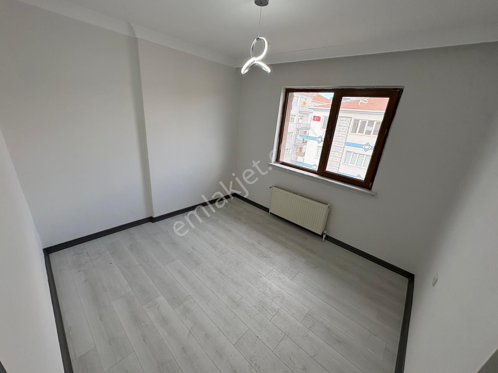 Akşemsettin Mah'de 4+1 Teraslı Full+full Yapılı Daire - Görsel 12