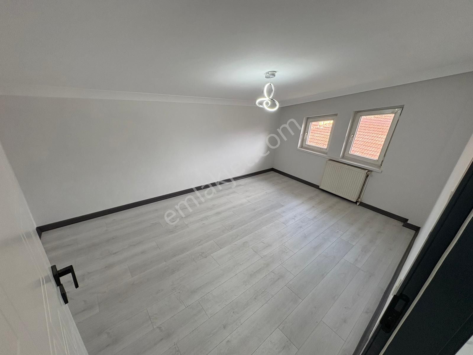 Akşemsettin Mah'de 4+1 Teraslı Full+full Yapılı Daire - Görsel 19