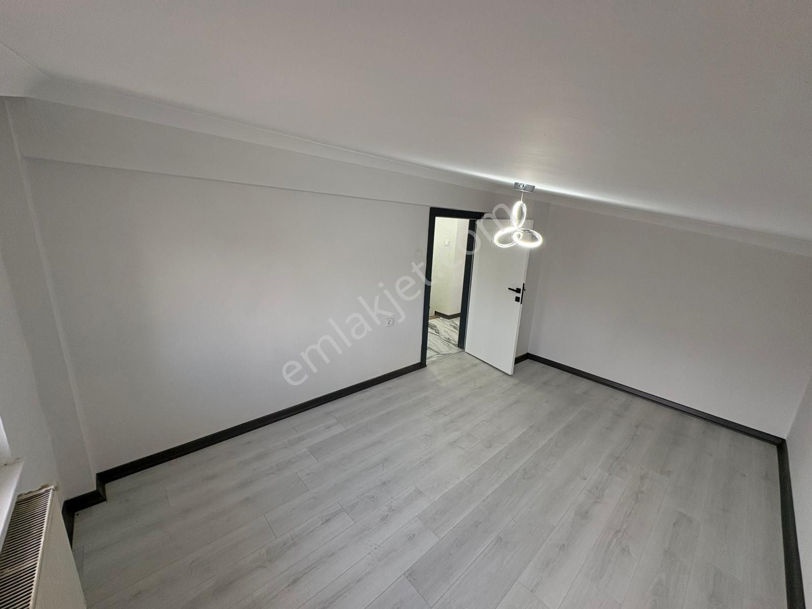 Akşemsettin Mah'de 4+1 Teraslı Full+full Yapılı Daire - Görsel 20