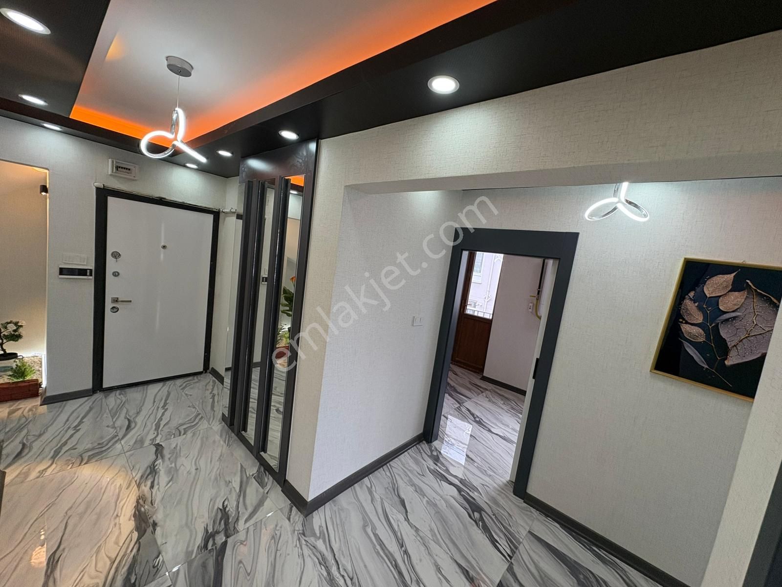 Akşemsettin Mah'de 4+1 Teraslı Full+full Yapılı Daire - Görsel 28