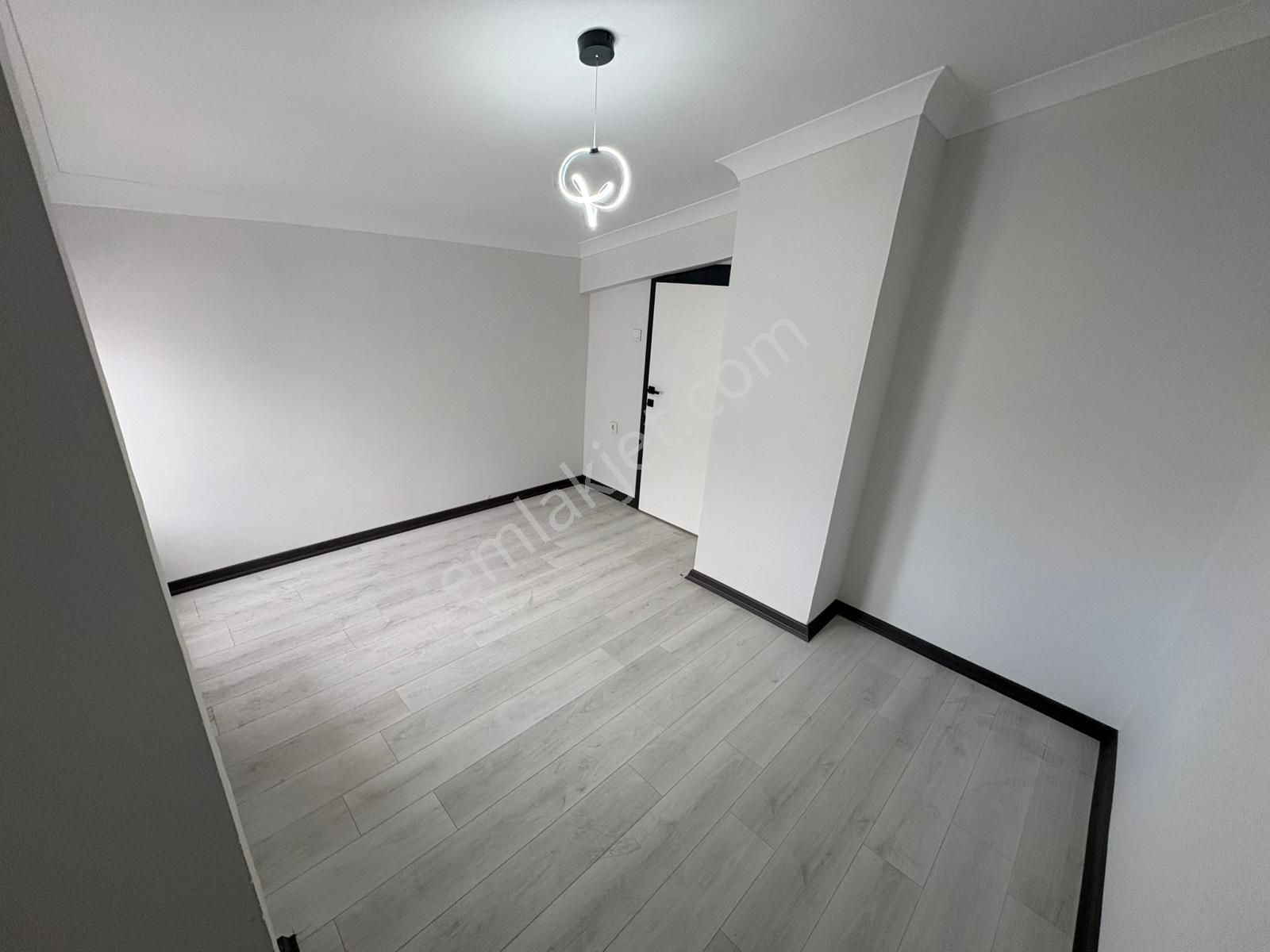 Akşemsettin Mah'de 4+1 Teraslı Full+full Yapılı Daire - Görsel 22