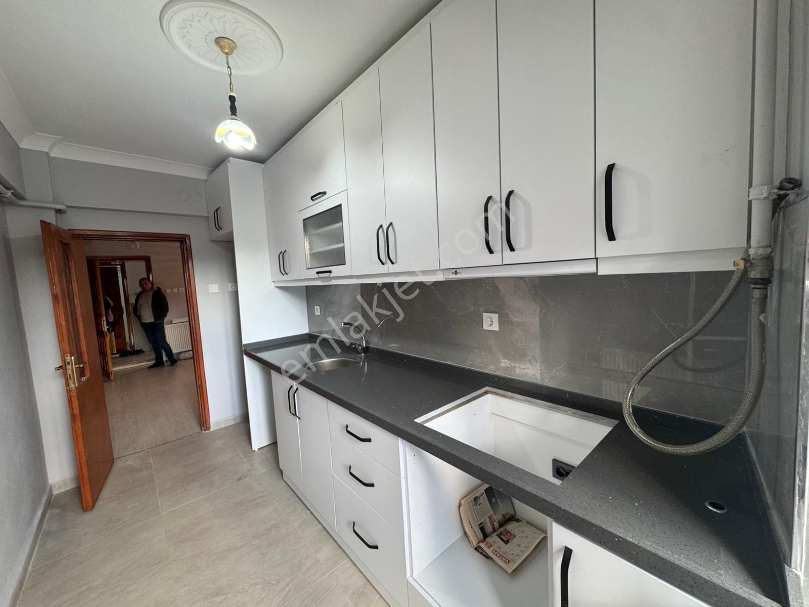 Bandırma Mavi Emlaktan Sunullah Mahallesinde 2+1 Kiralık Daire - Görsel 3