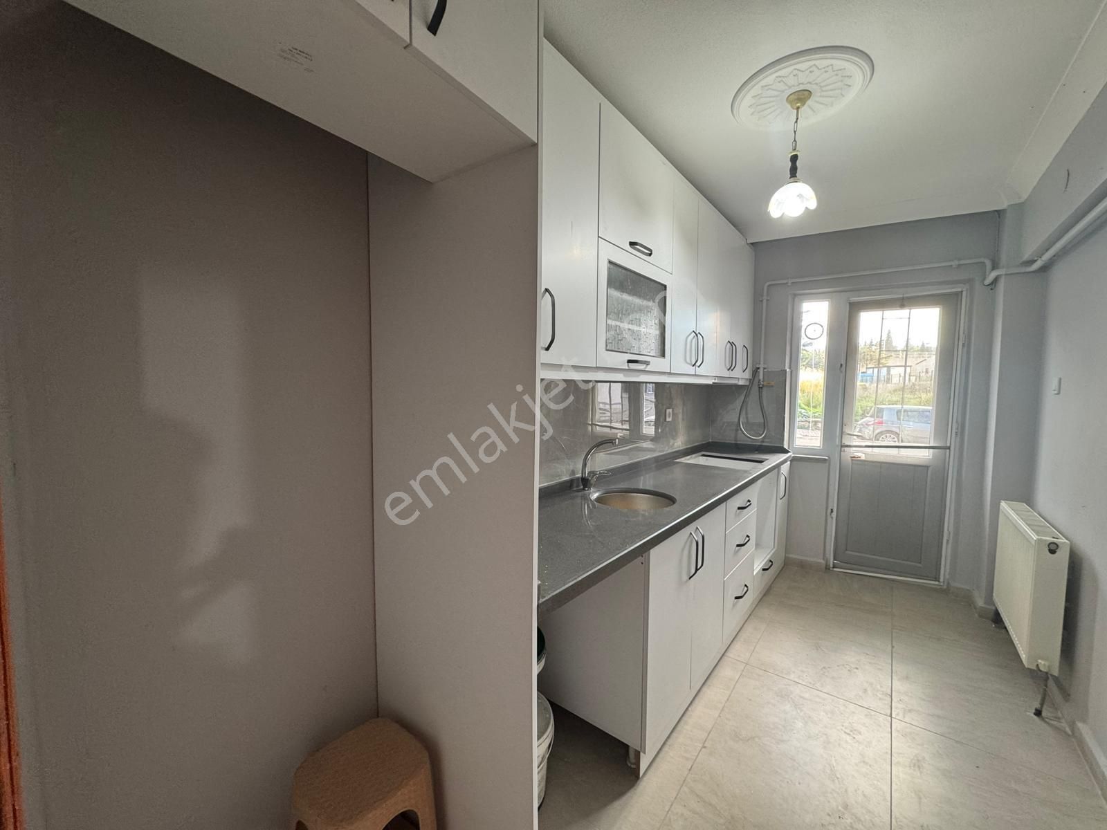 Bandırma Mavi Emlaktan Sunullah Mahallesinde 2+1 Kiralık Daire - Görsel 5