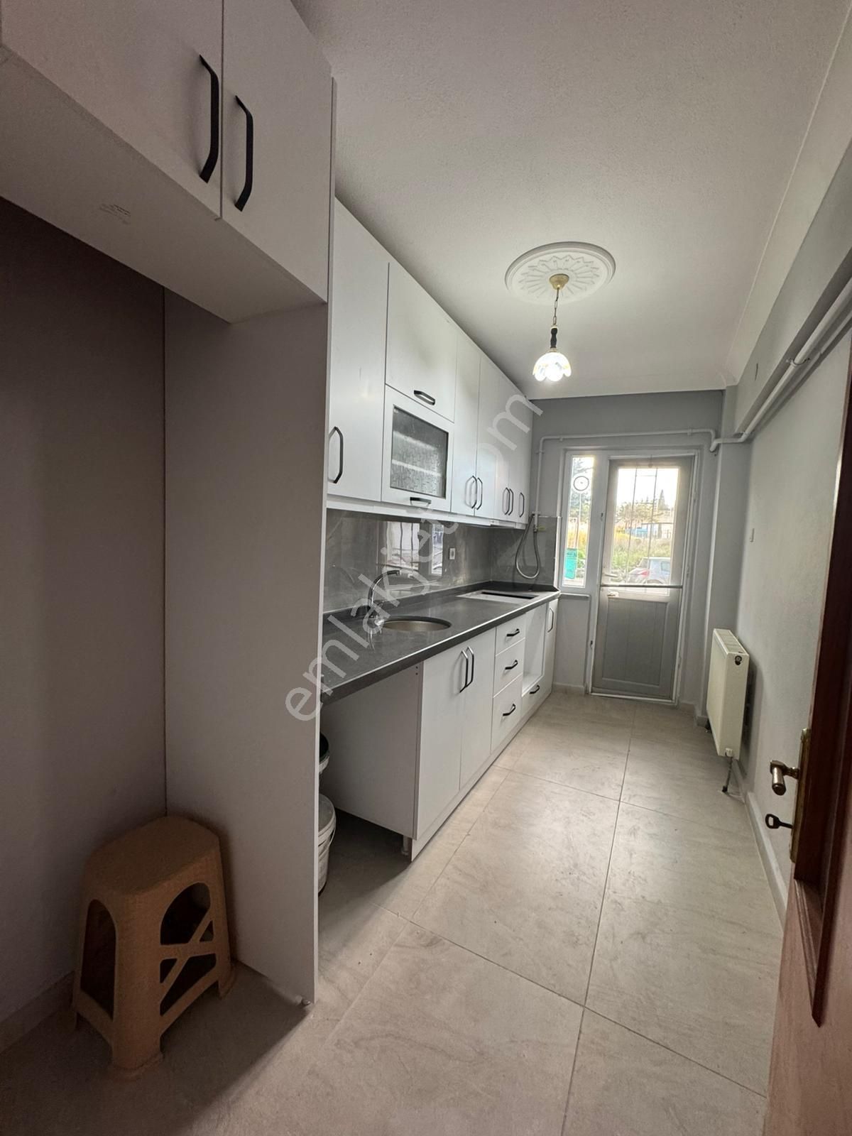 Bandırma Mavi Emlaktan Sunullah Mahallesinde 2+1 Kiralık Daire - Görsel 7