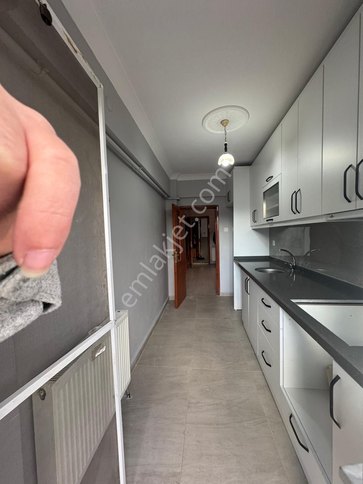 Bandırma Mavi Emlaktan Sunullah Mahallesinde 2+1 Kiralık Daire - Görsel 4