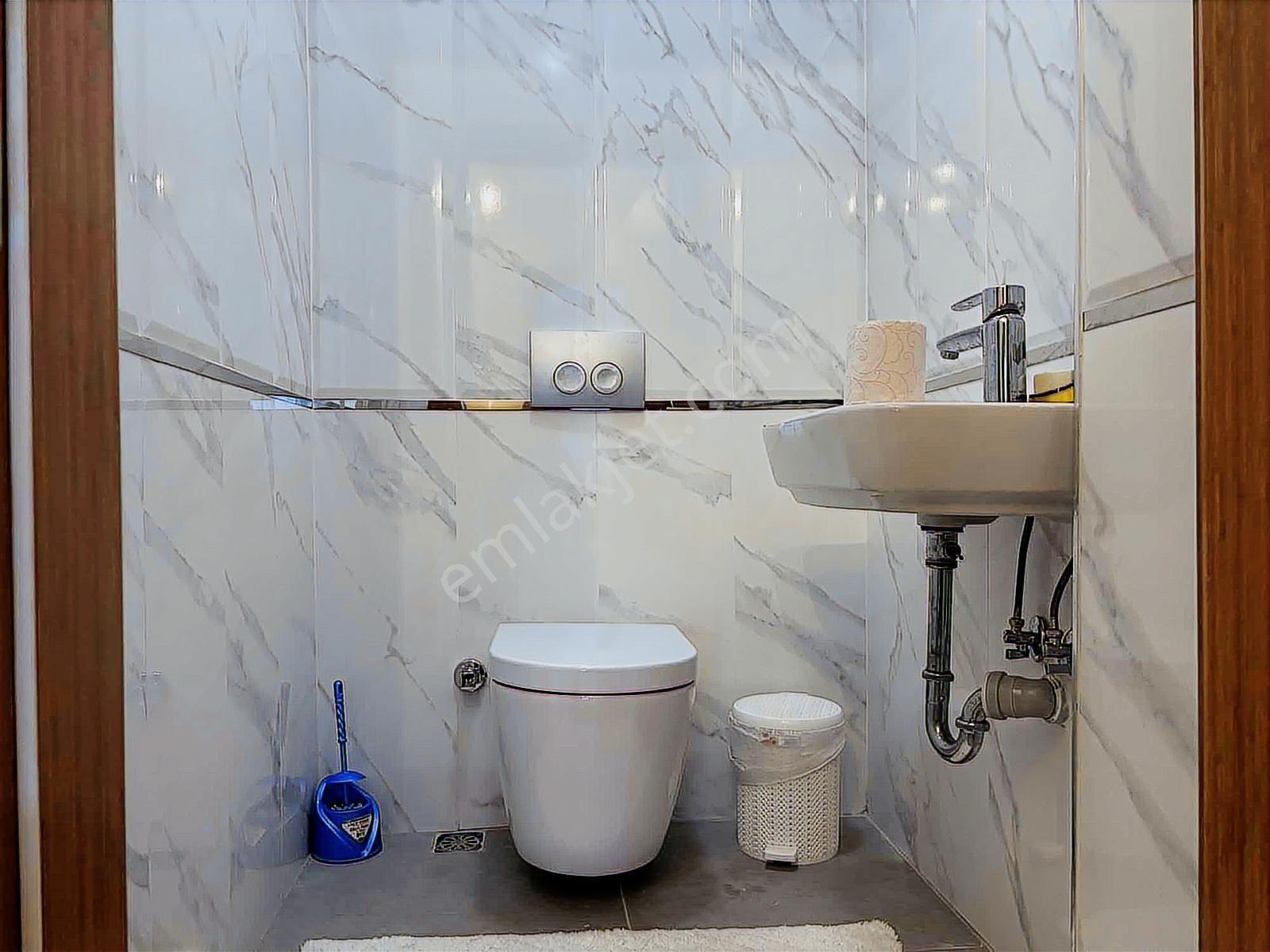 Florya Şenlikköyde Geniş Bahçeli 120m2 3+1 Balkonlu Beyaz Eşyalı - Görsel 22