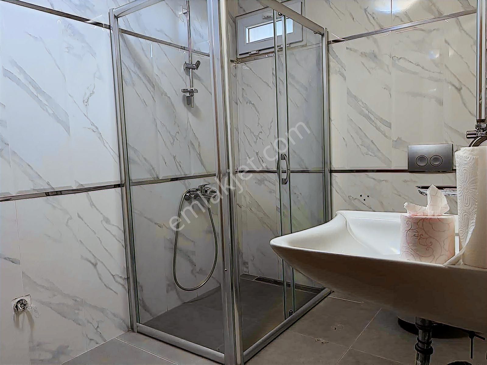 Florya Şenlikköyde Geniş Bahçeli 120m2 3+1 Balkonlu Beyaz Eşyalı - Görsel 20