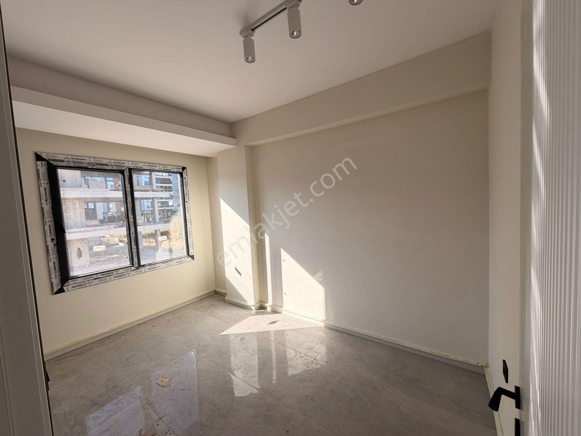 Özmecaz'dan Şehir Hastanesi Karşısı 1+1 Arakat Asansörlü Balkonlu Sıfır Apart - Görsel 5