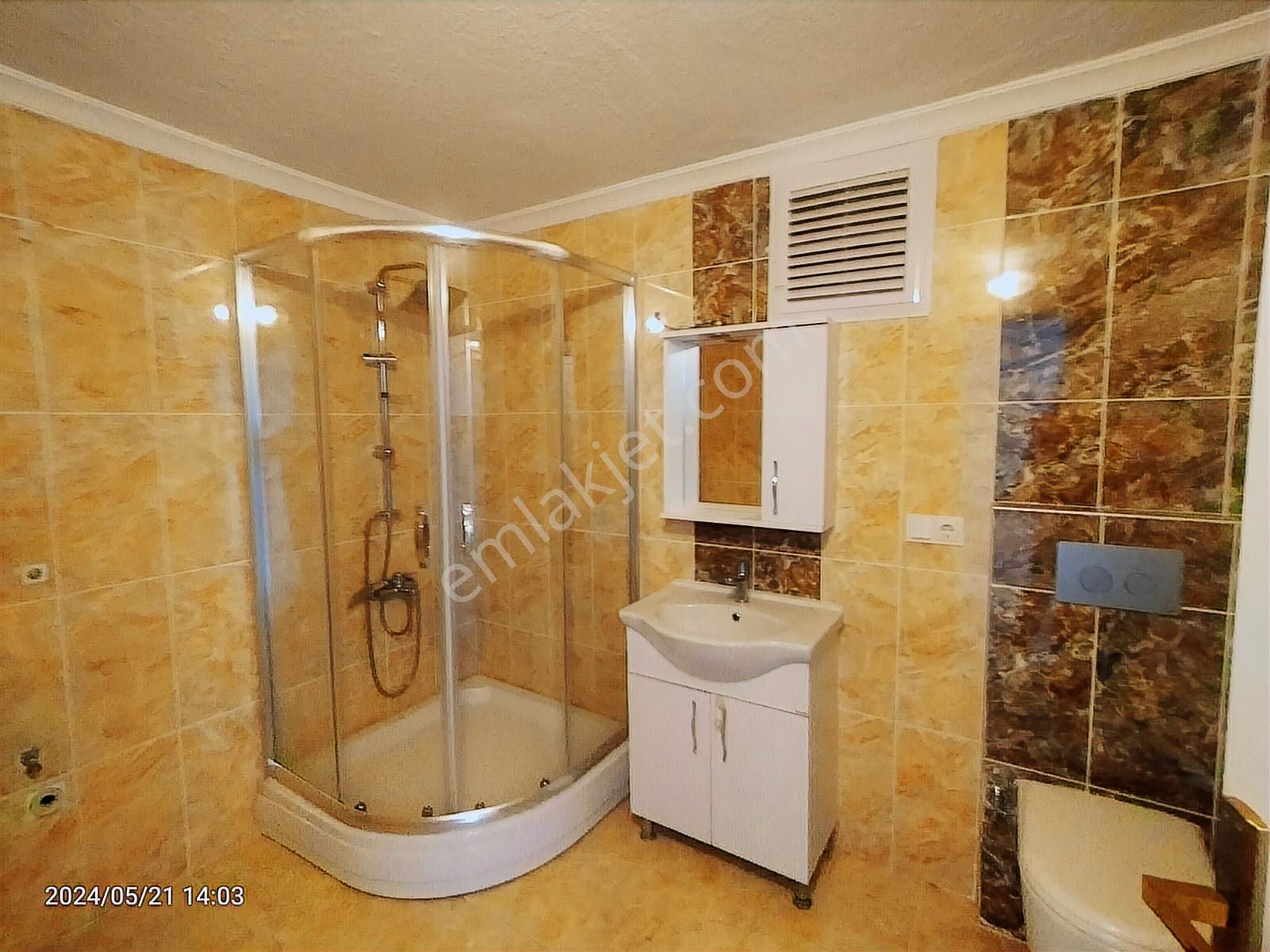 Trabzon Yomra Kaşüstü Mahallesinde Kiralık Daire - Görsel 14