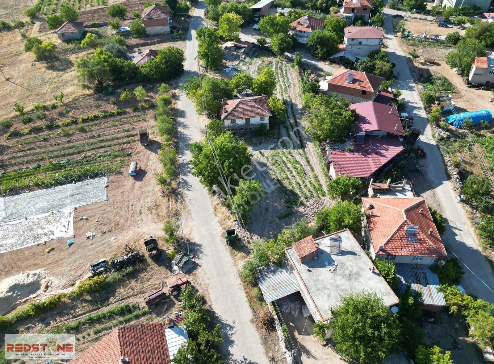 Redstone İdol'den Gözler'de Satılık Arsalar - Görsel 3