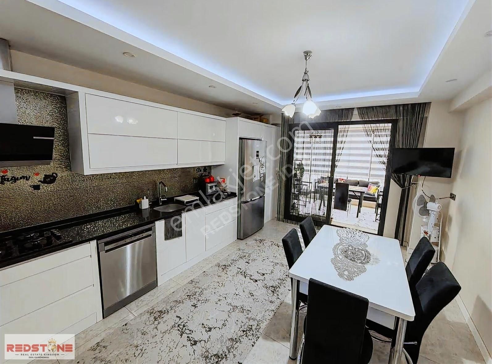 Redstone İdol'den Şemiklerde Site İçerisinde Kiralık 3+1 - Görsel 13