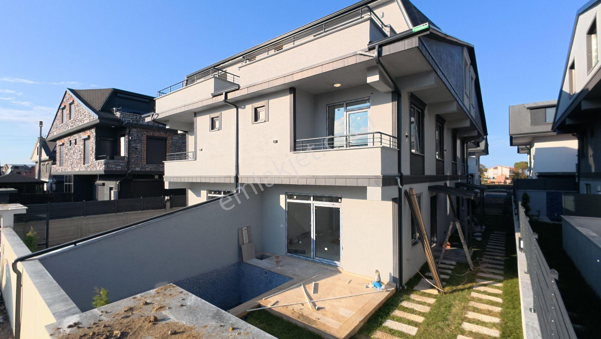 Kocaali’de Satılık 4+1 Modern Tasarımlı Villa (havuzlu) - Görsel 2