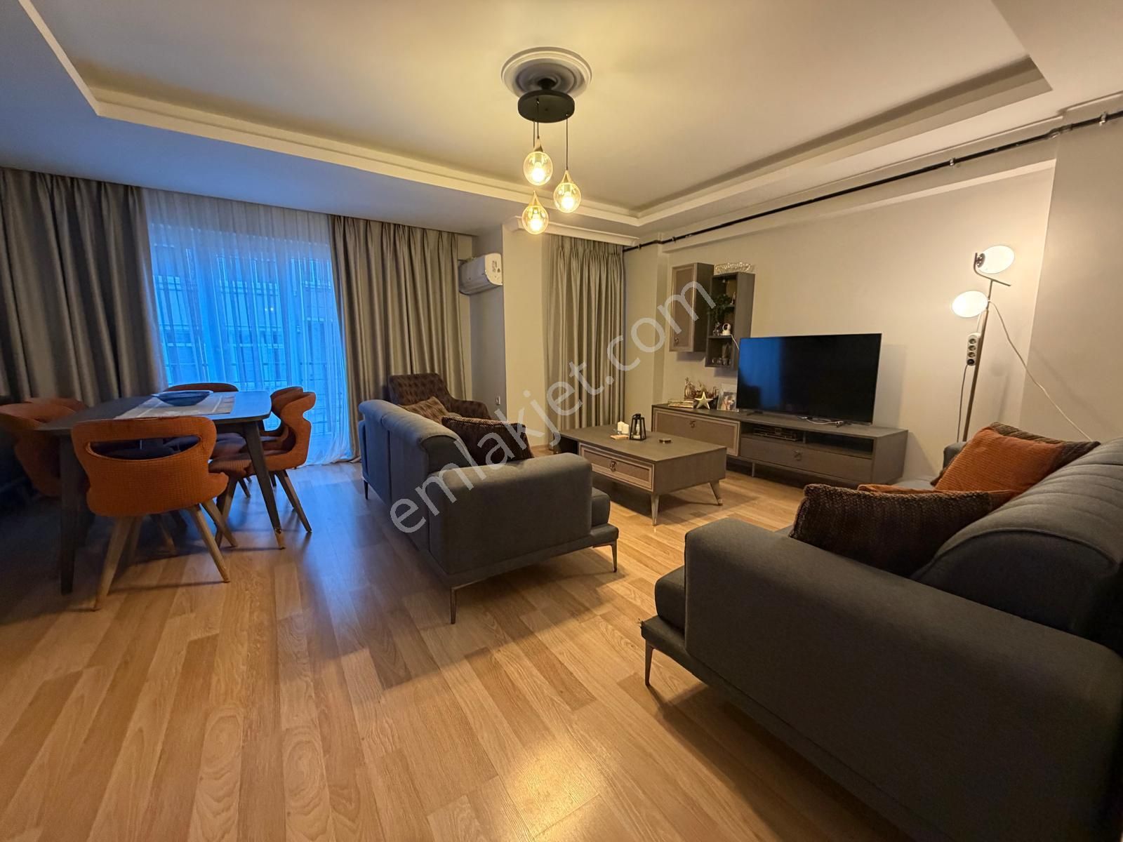 B.evler Siyavuşpaşa Caddesinde 2 Yıllık Binada 3+1 Ara Kat Daire