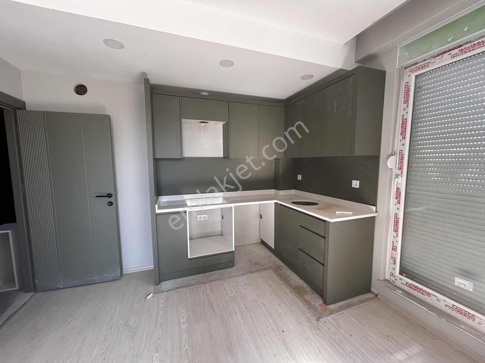 Kepez Göksu Da Satılık Site İçi 2+1 Havuzlu K. Otoparklı - Görsel 5