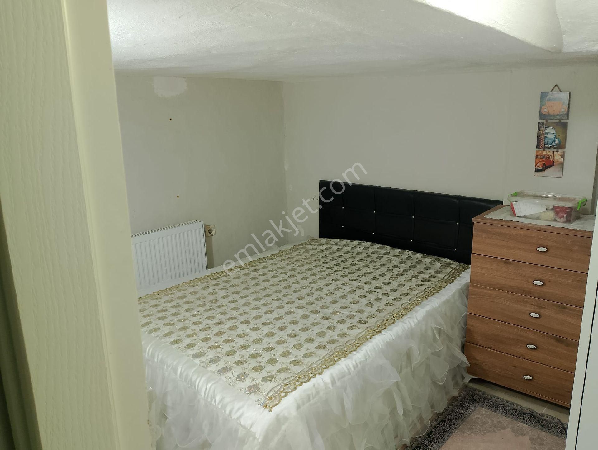 Kuşadası Değirmendere Mahallesinde Havuzlu Sitede Deniz Manzaralı Satılık 3+2 Triplex Villa - Görsel 20