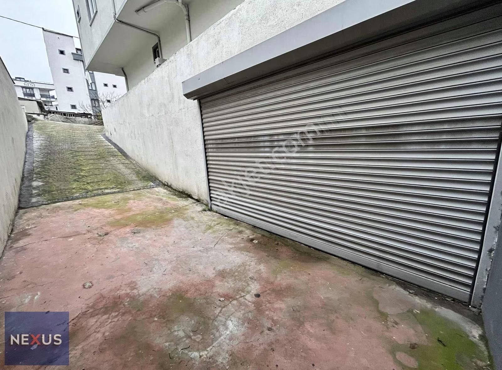 Sultanbeyli Akşemsettin Mahallesi İn'de 160 M2 Kiralık Depo