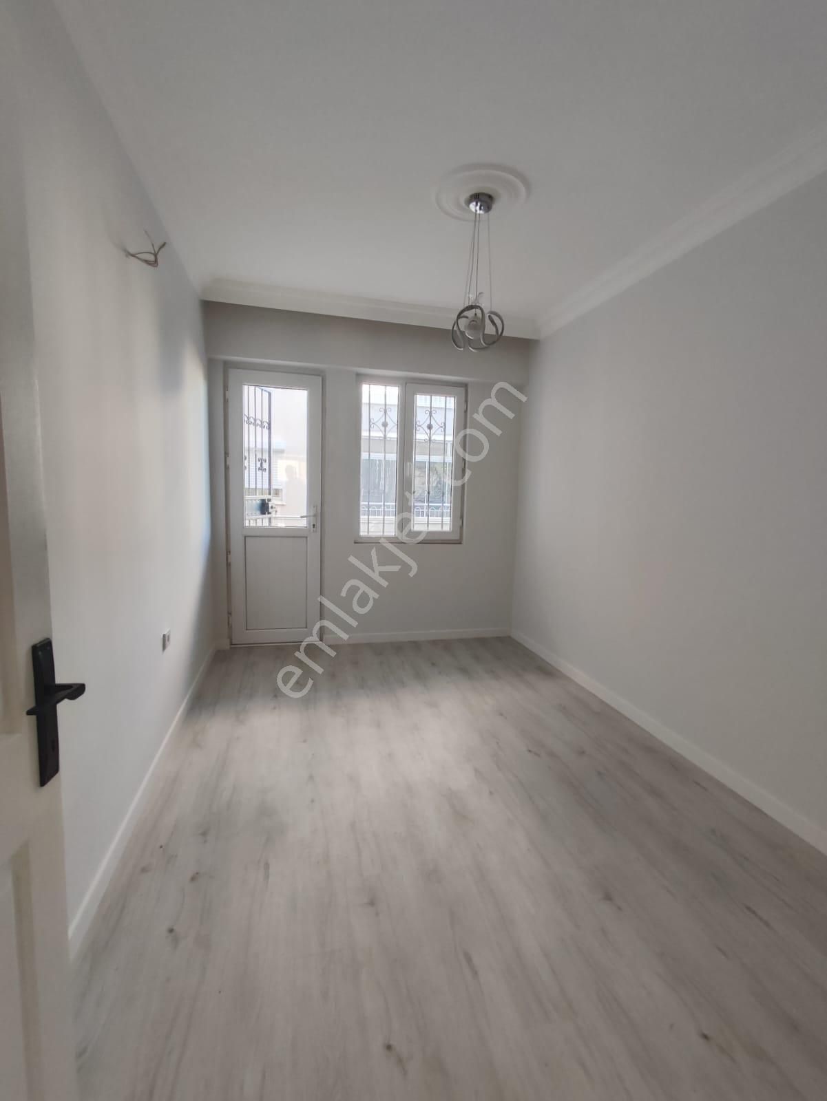 Altınkumda Denize 500 Metre 2+1 Ayrı Mutfak Fırsat Daire !!! - Görsel 10