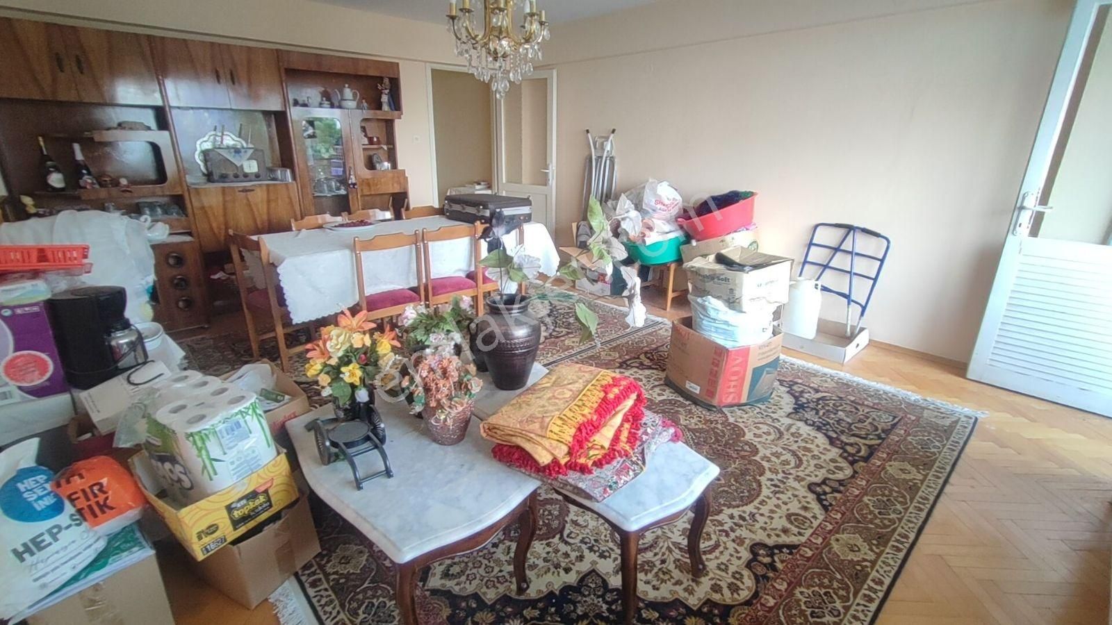 Balçova Teleferik Mahallesi Ara Kat 3+1 Jeotermalli Satılık Dair - Görsel 8